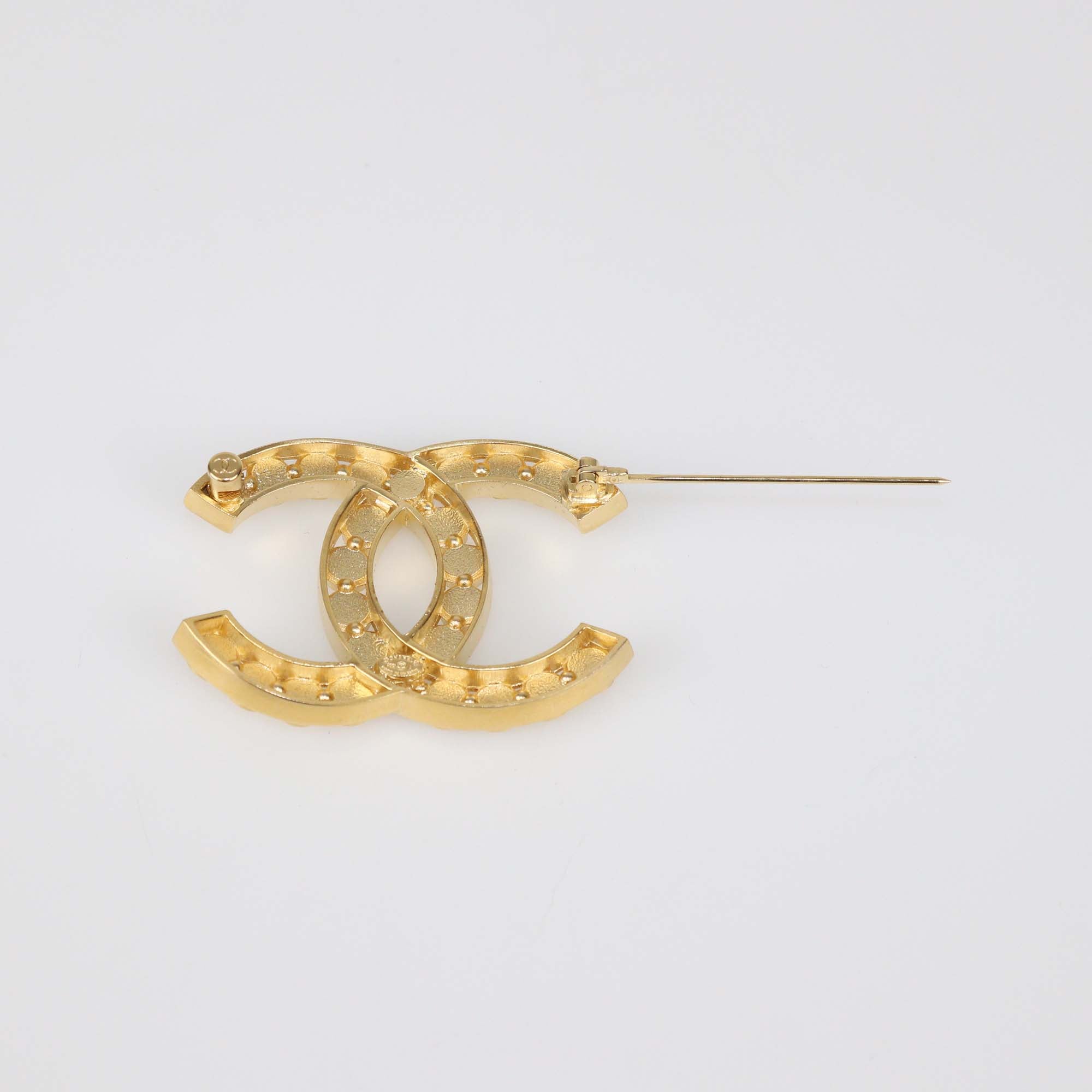 Chanel Gold Tone Metal CC Crystal Strass Pin Brooch