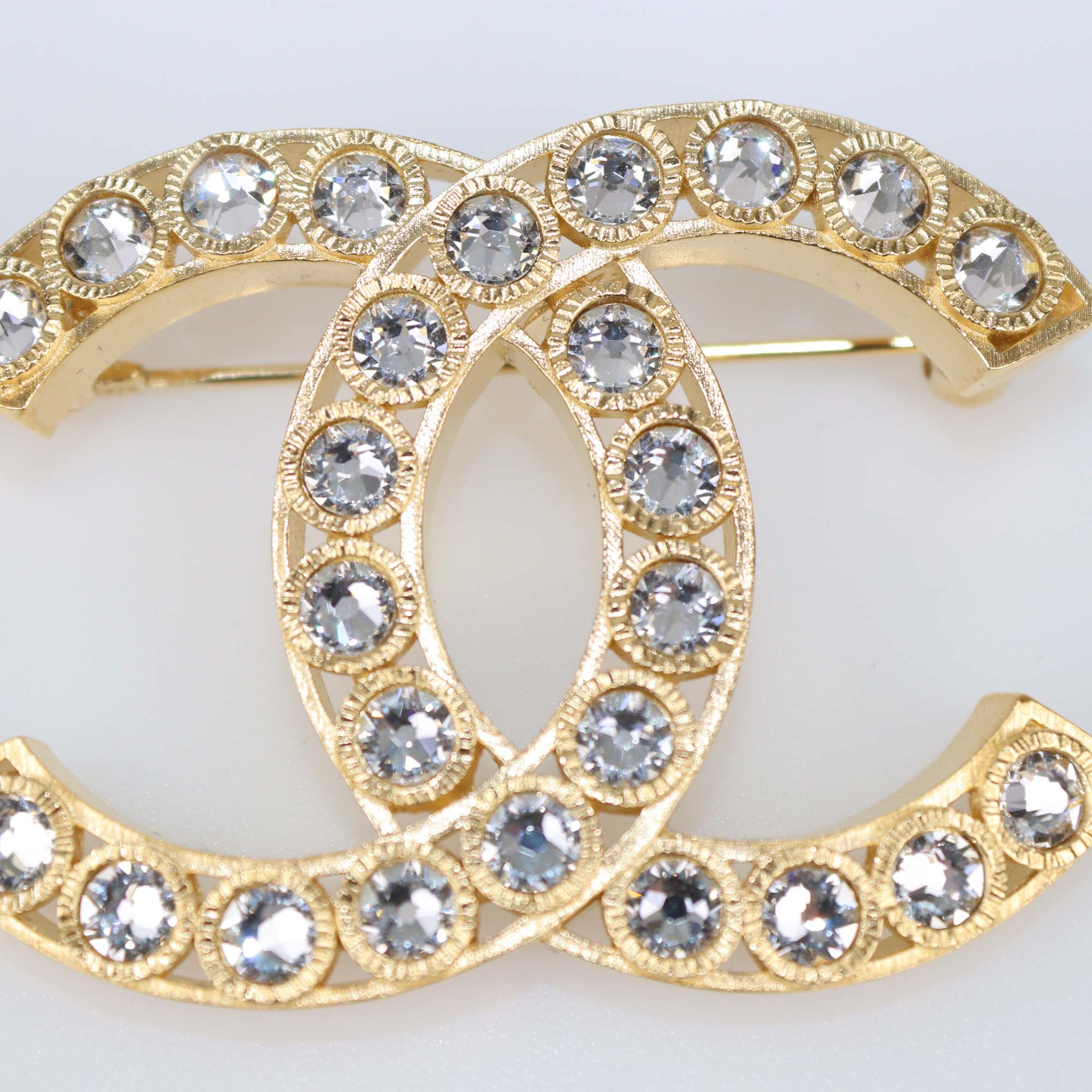 Chanel Gold Tone Metal CC Crystal Strass Pin Brooch