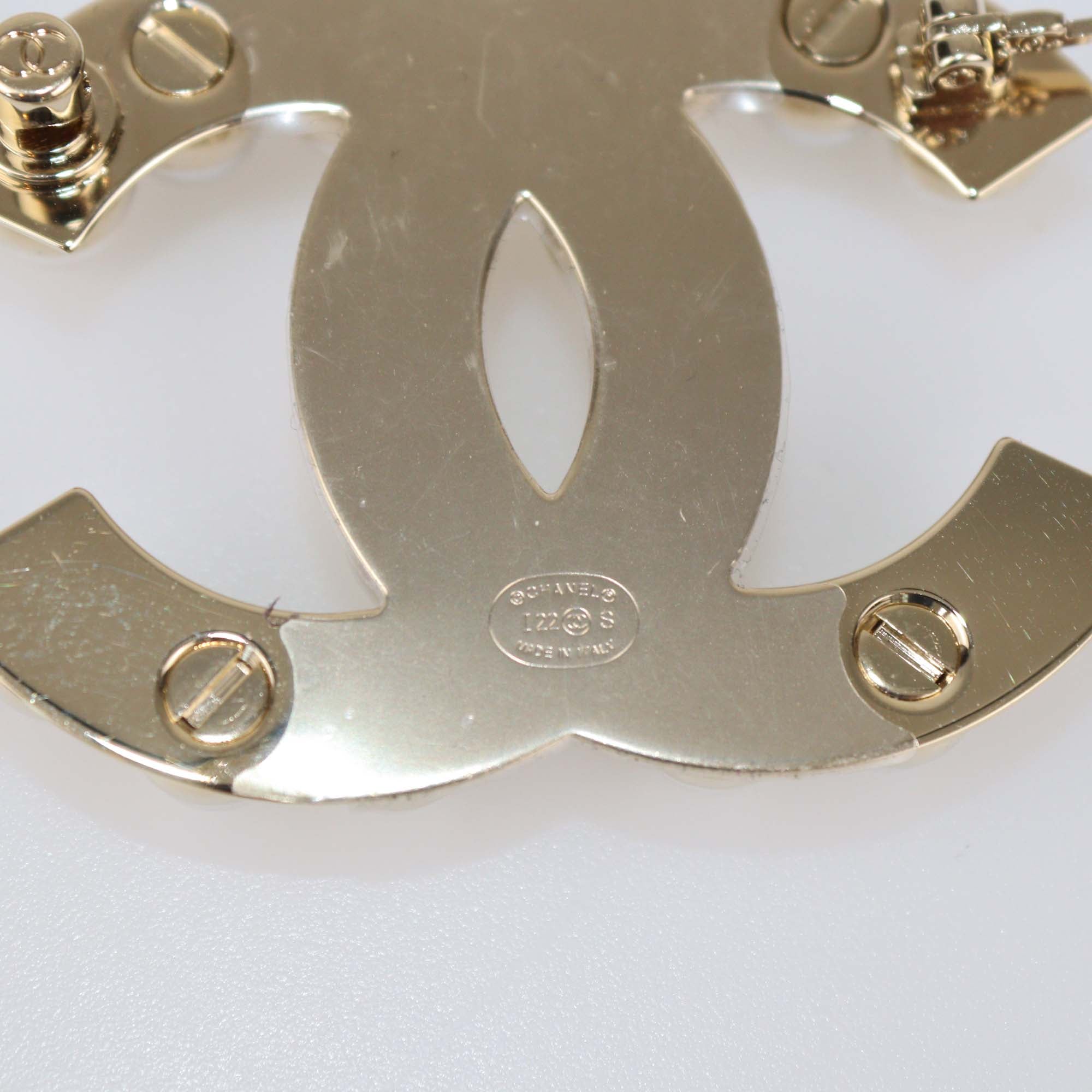 Chanel Gold Tone Metal CC Faux Pearl Pin Brooch