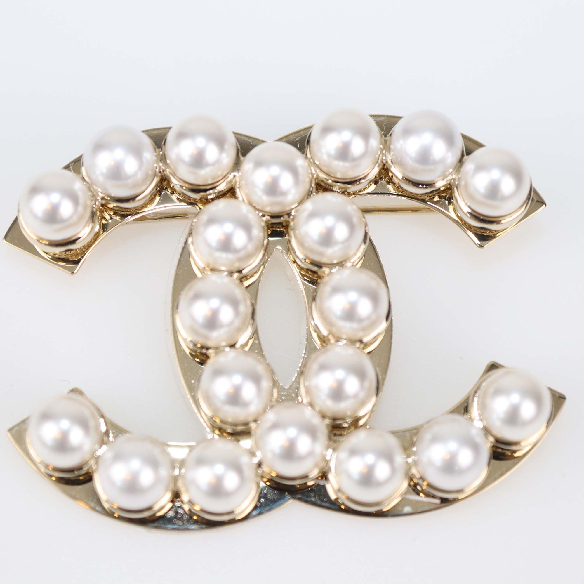 Chanel Gold Tone Metal CC Faux Pearl Pin Brooch
