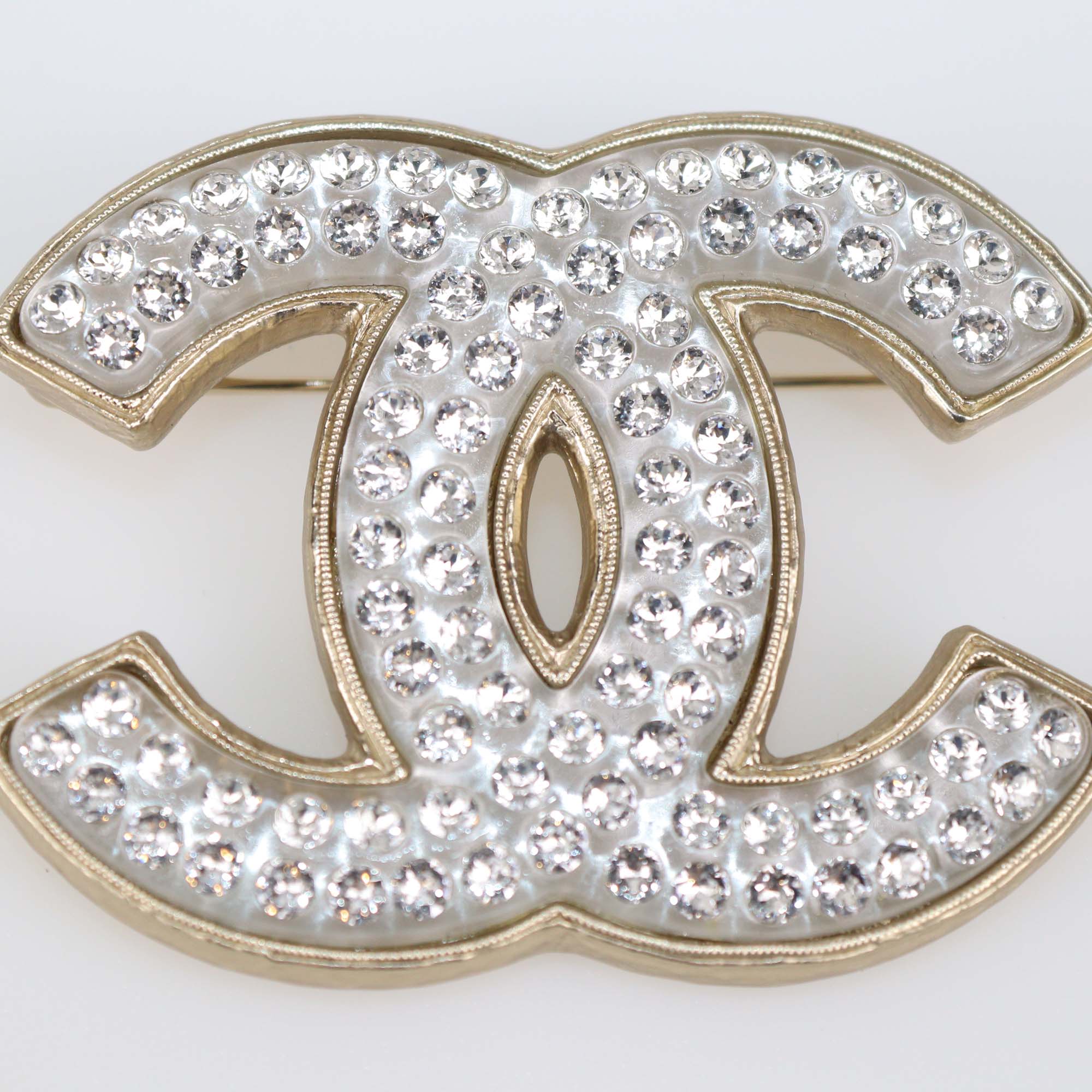 Chanel Pale Gold Tone Hammered Metal CC Crystal Resin Pin Brooch