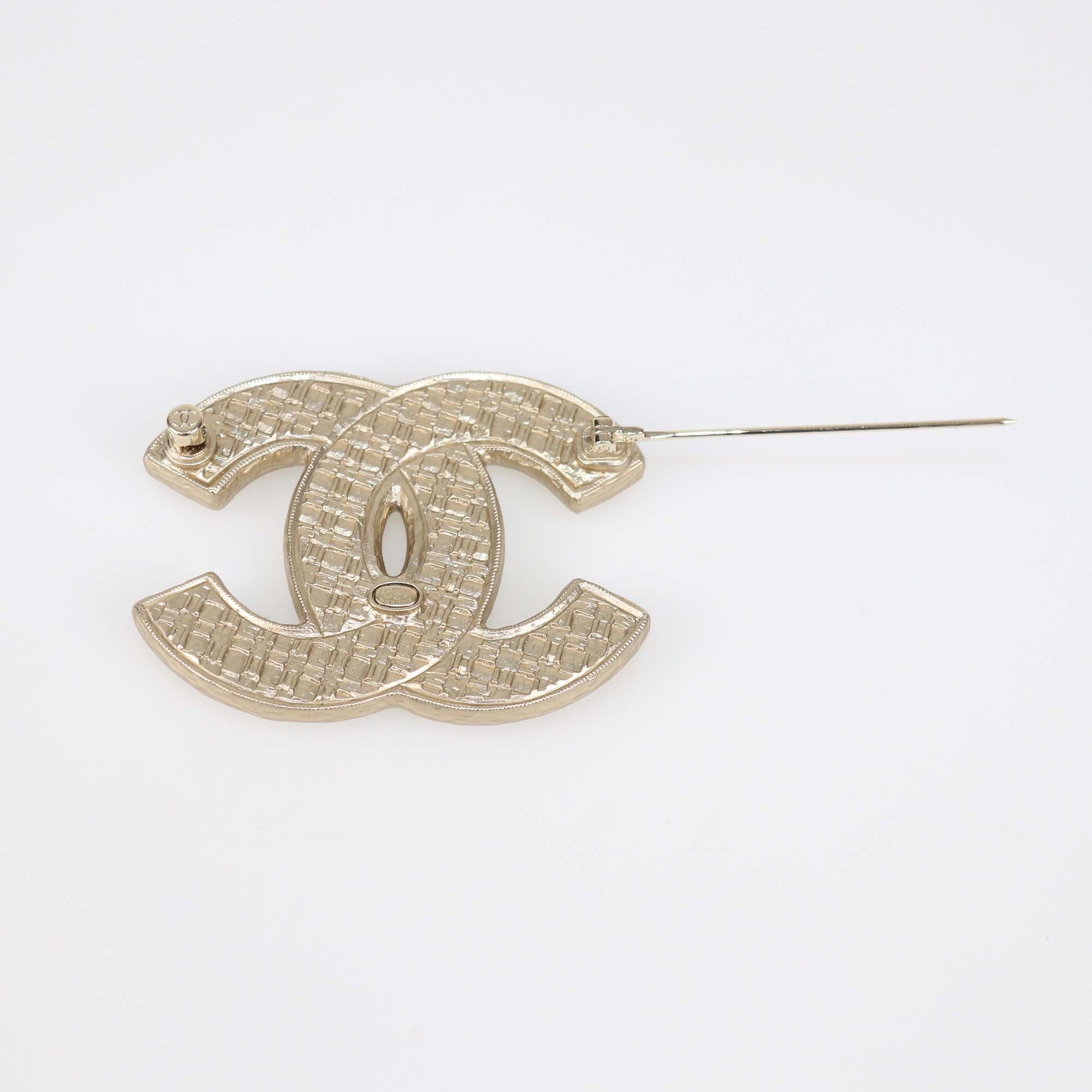 Chanel Pale Gold Tone Hammered Metal CC Crystal Resin Pin Brooch