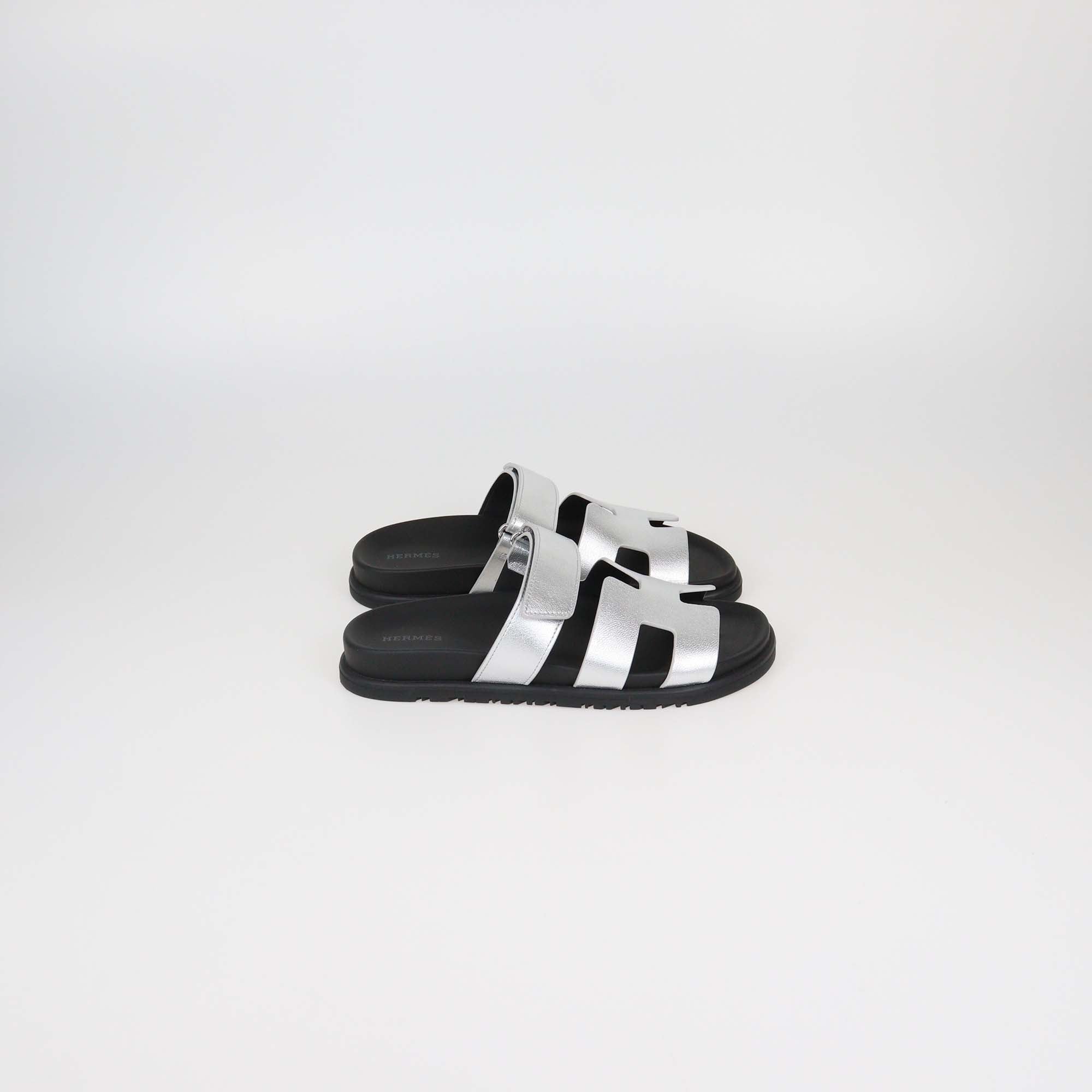 Hermes Gris Argenté Leather Chypre Sandals