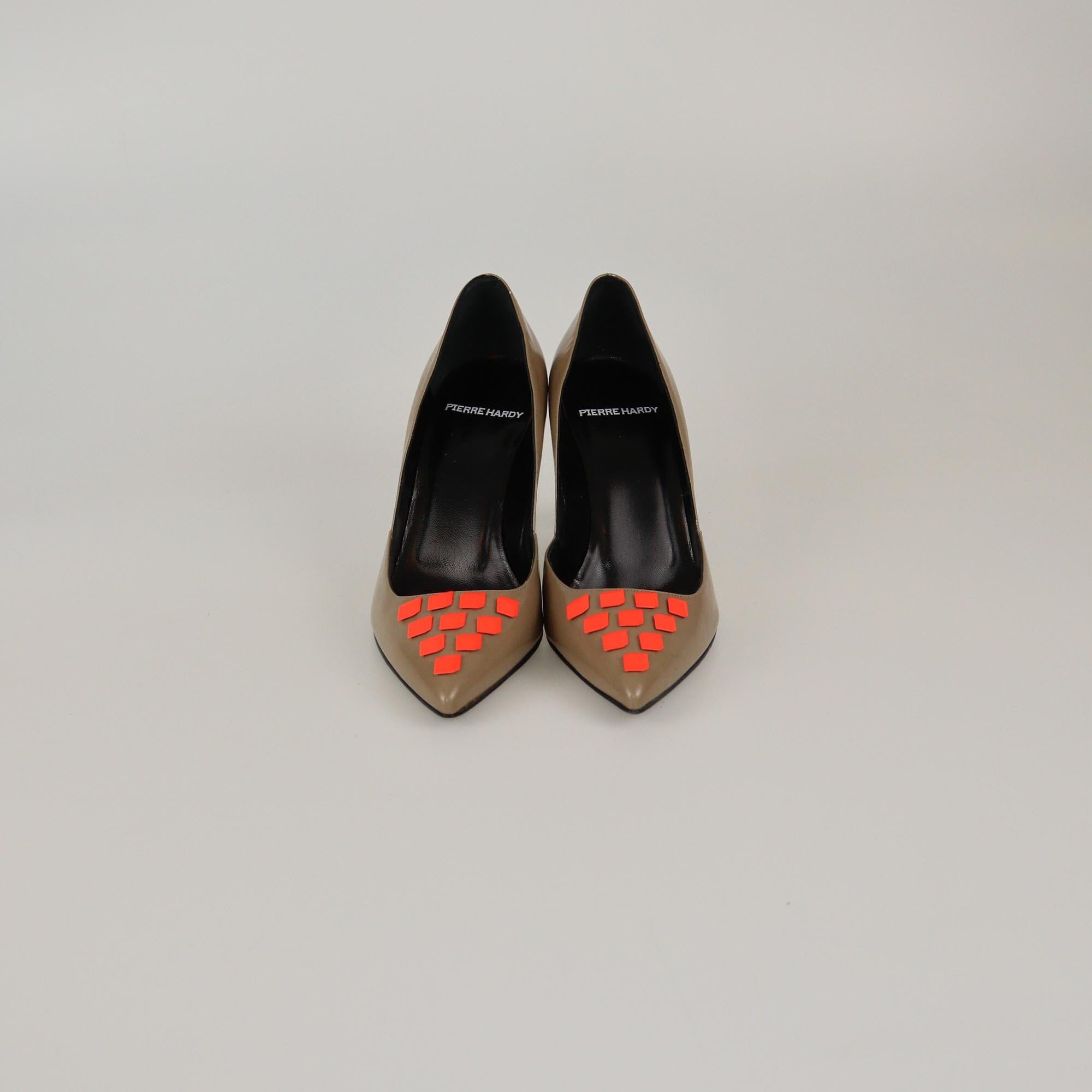 Pierre Hardy Beige/Neon Orange Patent D'Orsay Pumps Womens Pierre Hardy