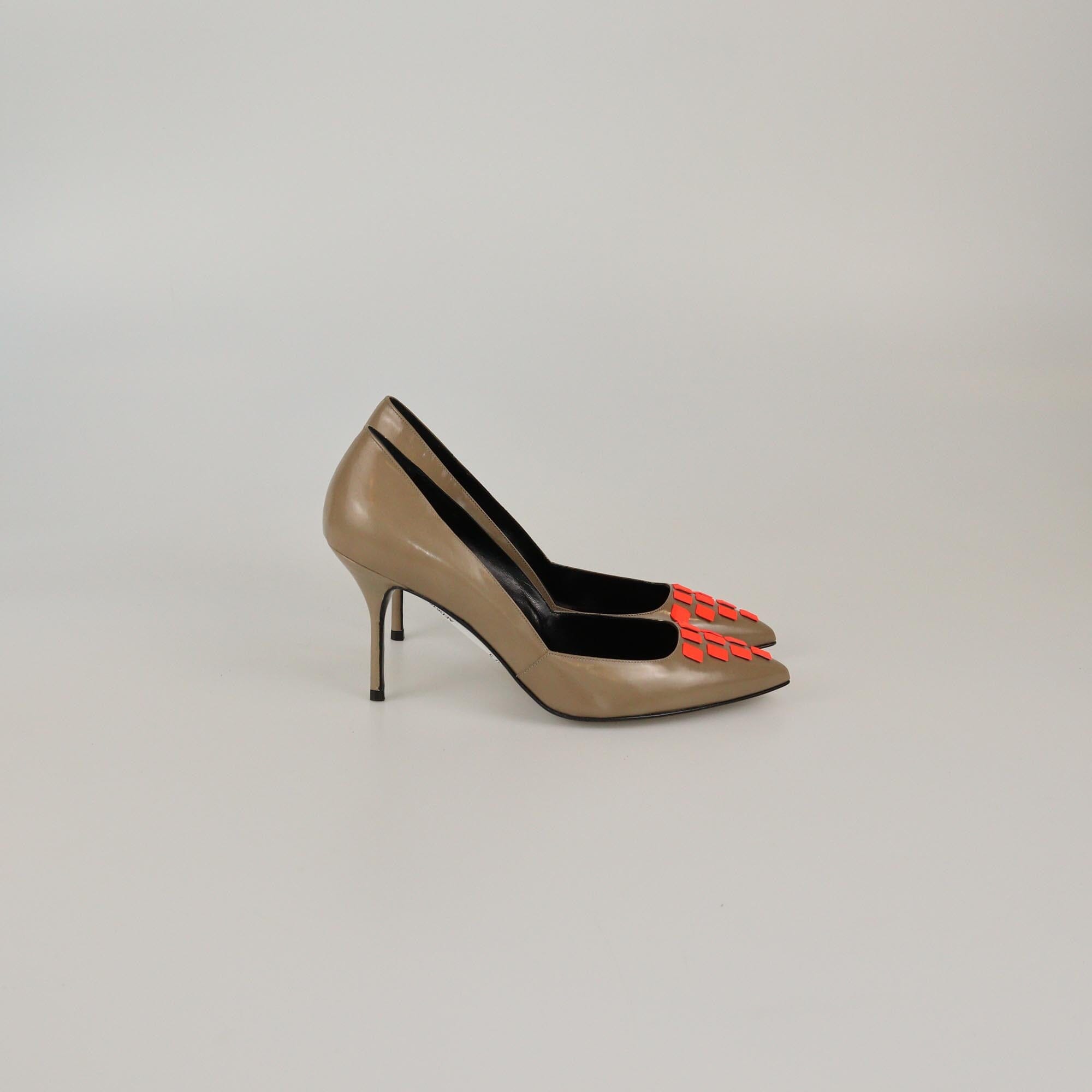 Pierre Hardy Beige/Neon Orange Patent D'Orsay Pumps Womens Pierre Hardy