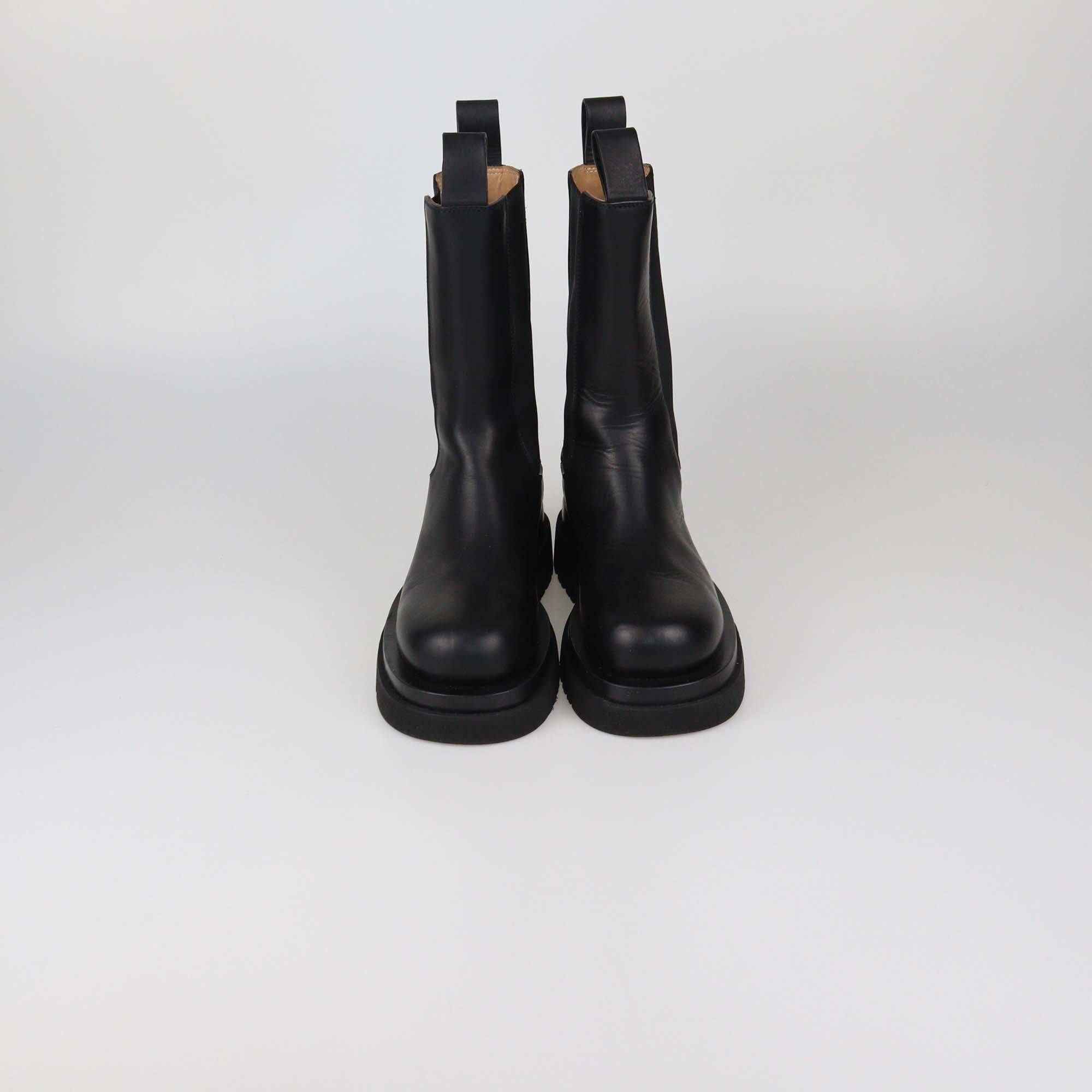 Bottega Veneta Black Leather Lug Chelsea Boots