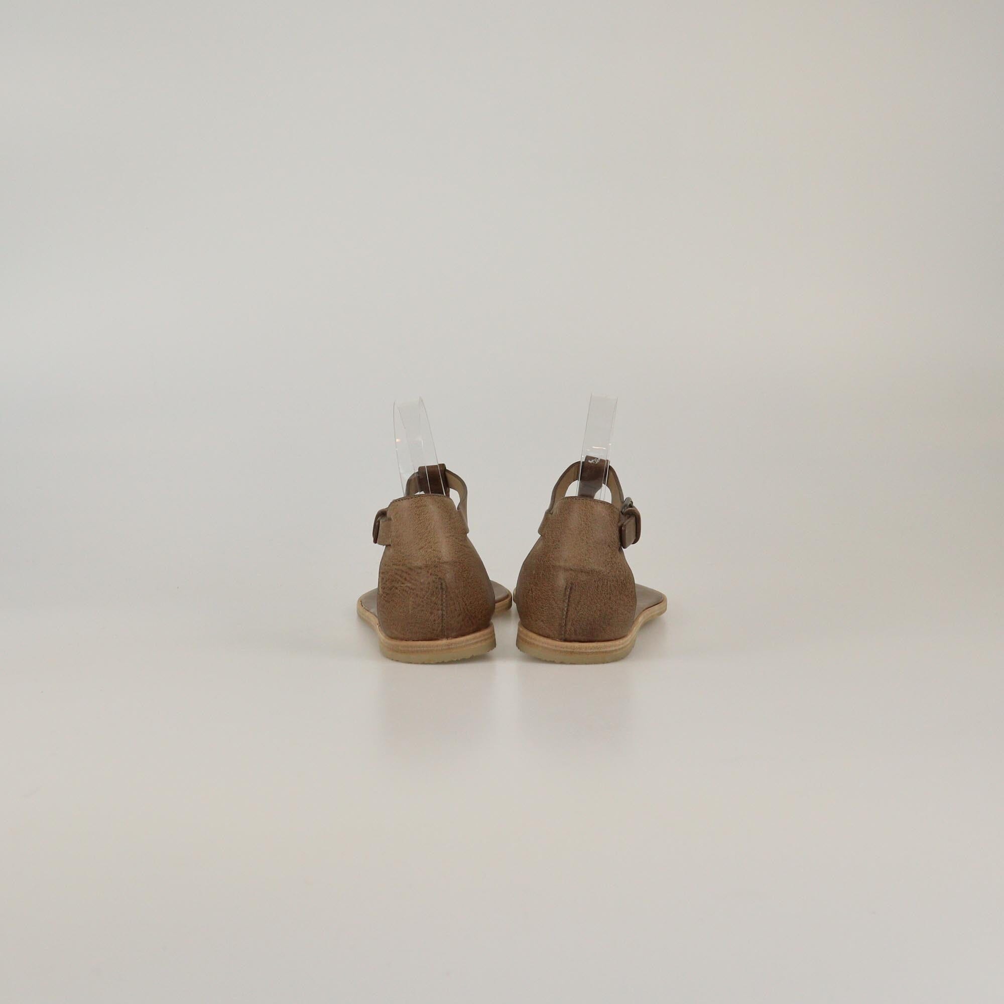 Brunello Cucinelli Brown Beaded Thong Strap Flat Sandals Womens Brunello Cucinelli