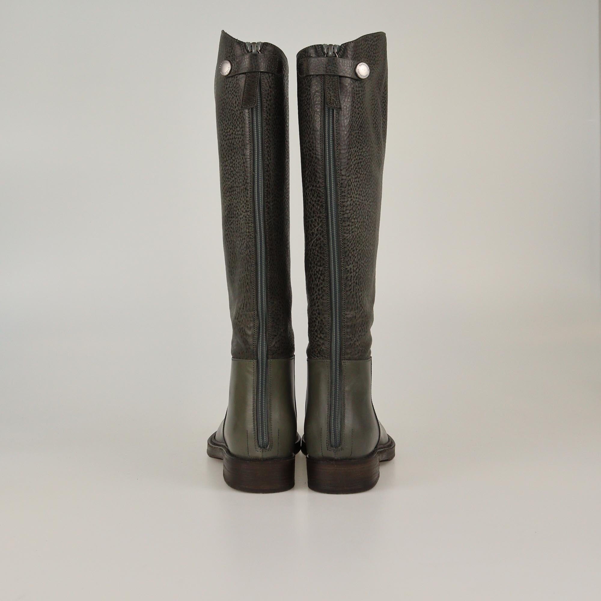 Brunello Cucinelli Grey Grained Equestrian Boots Womens Brunello Cucinelli