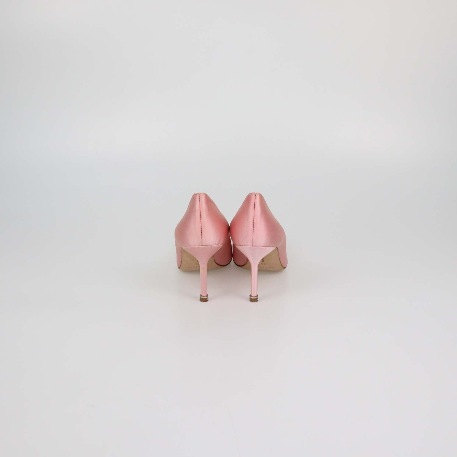 Manolo Blahnik Pink Satin Hangisi Pumps