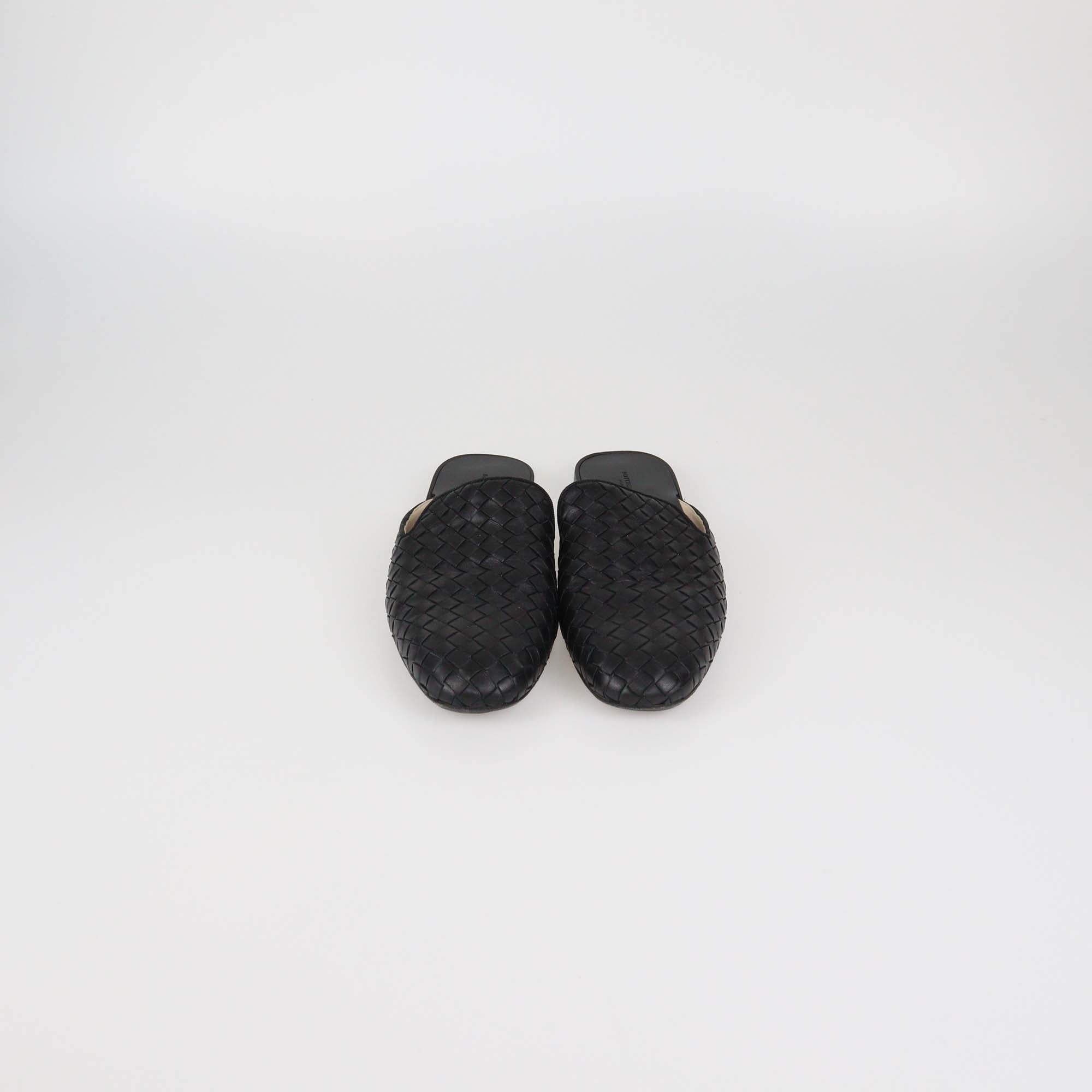 Bottega Veneta Black Intrecciato Leather Fiandra Flat Mules