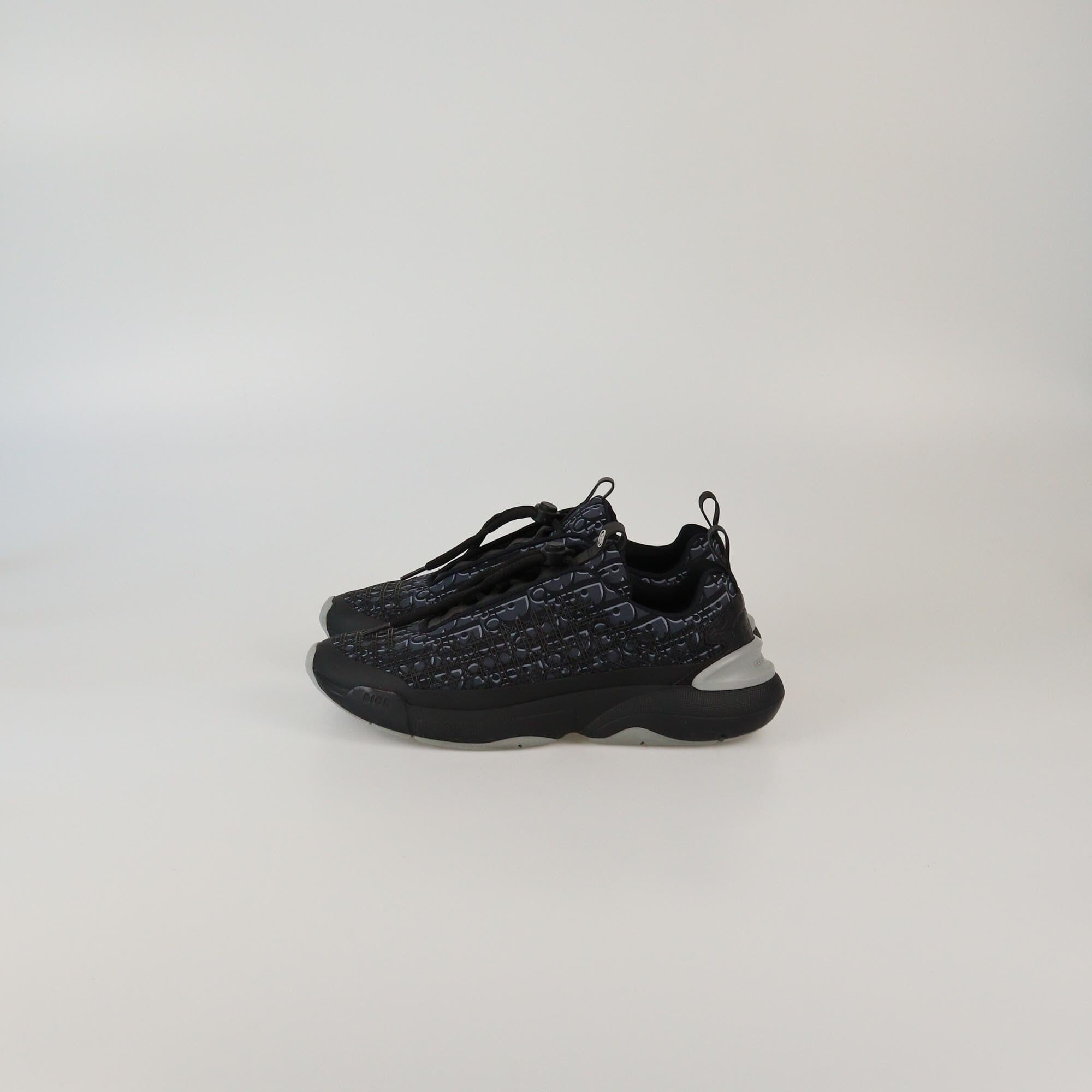Christian Dior Black B24 Runner Sneaker Mens Christian Dior