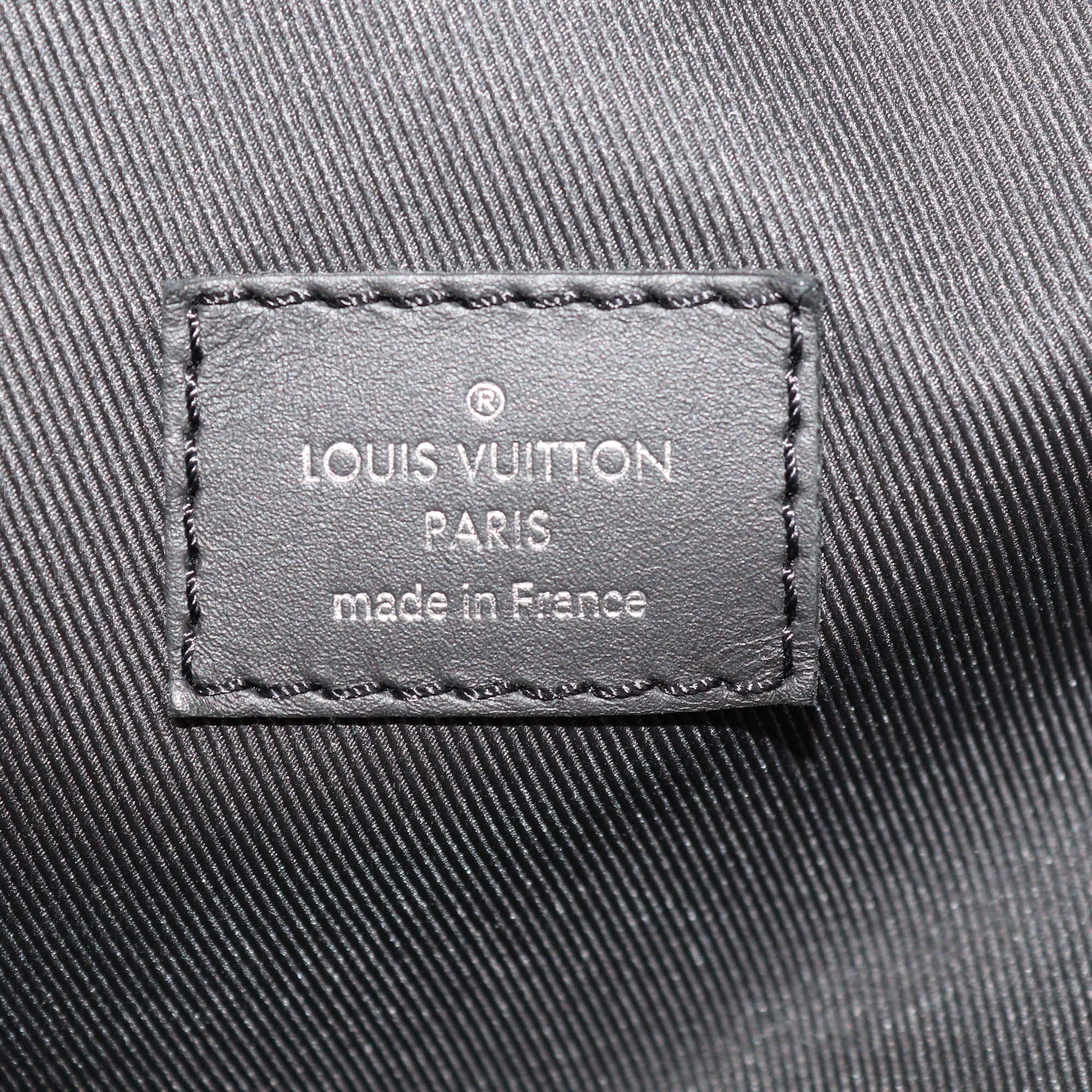 Louis Vuitton Monogram Eclipse Canvas Discovery PM Bag