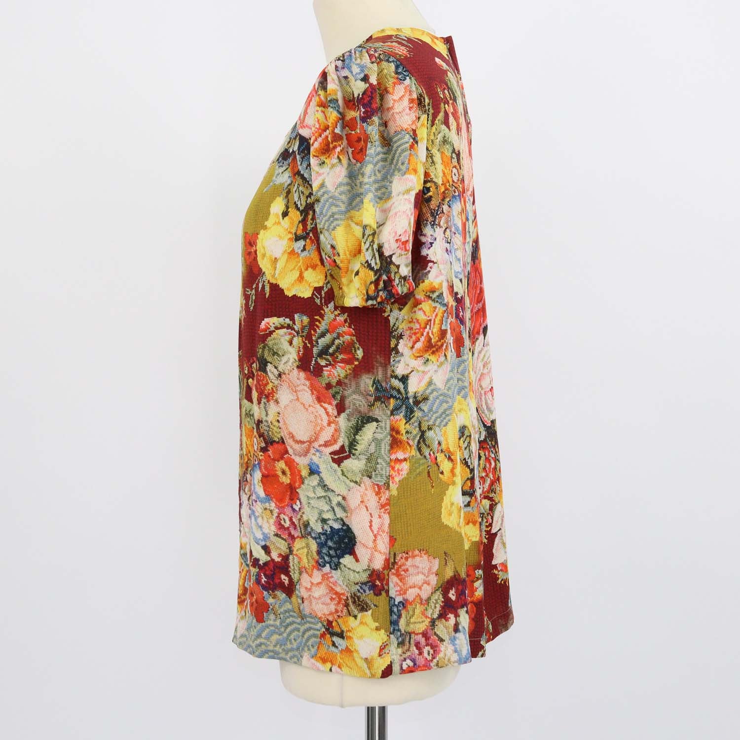Dolce & Gabbana Multicolor Blend Silk Pixel Floral Short Sleeve Top