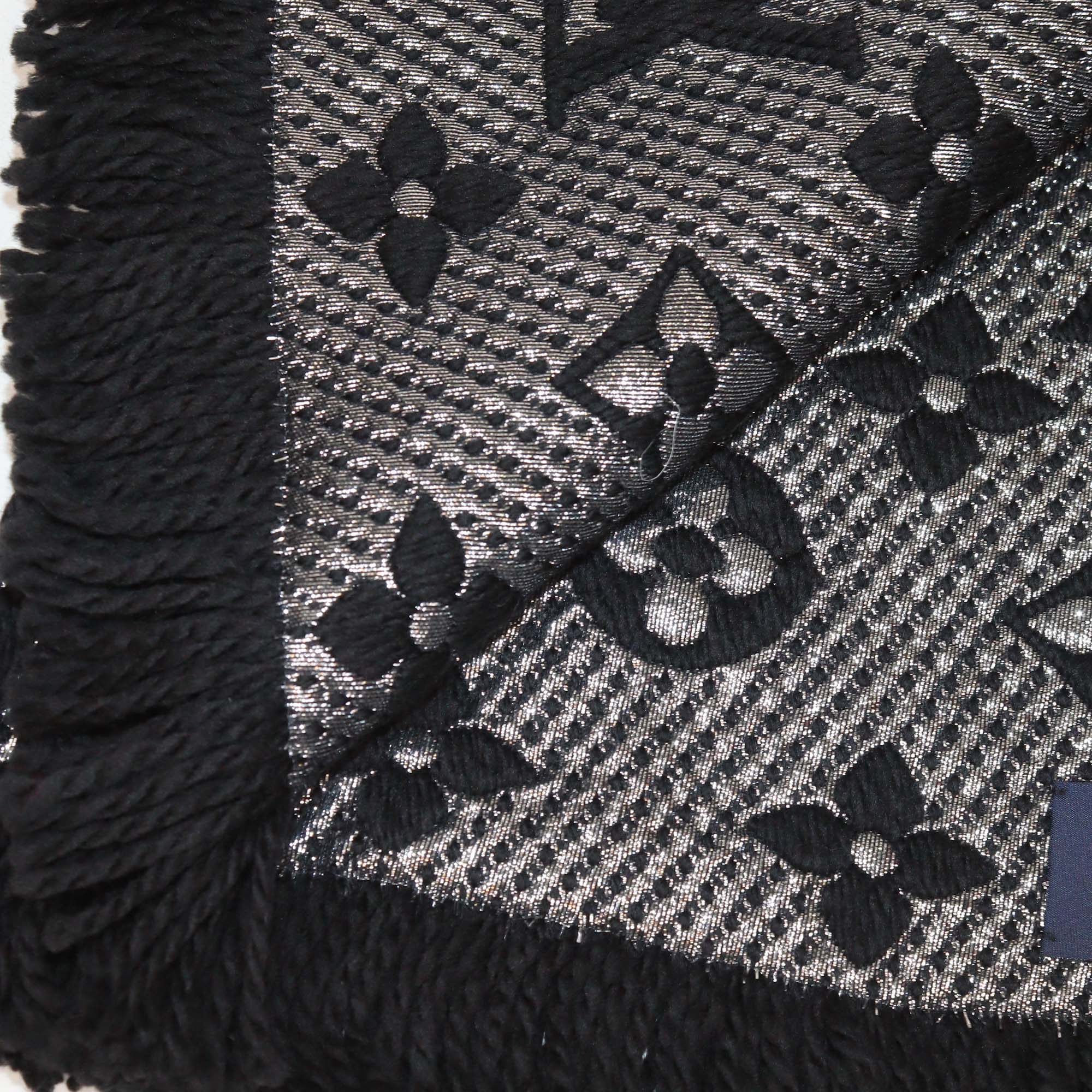 Louis Vuitton Black/Metallic Monogram Blend Wool Logomania Shine Scarf