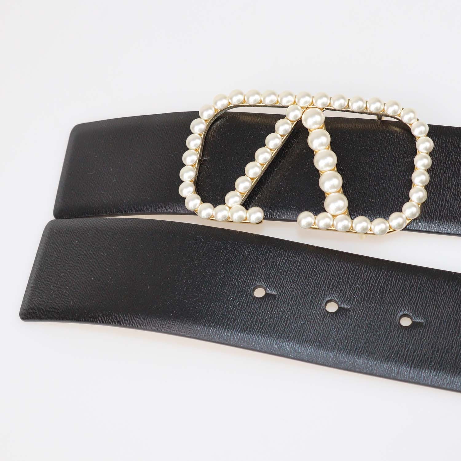 Valentino Black/White Leather VLogo Pearl Embellished Reversible Belt