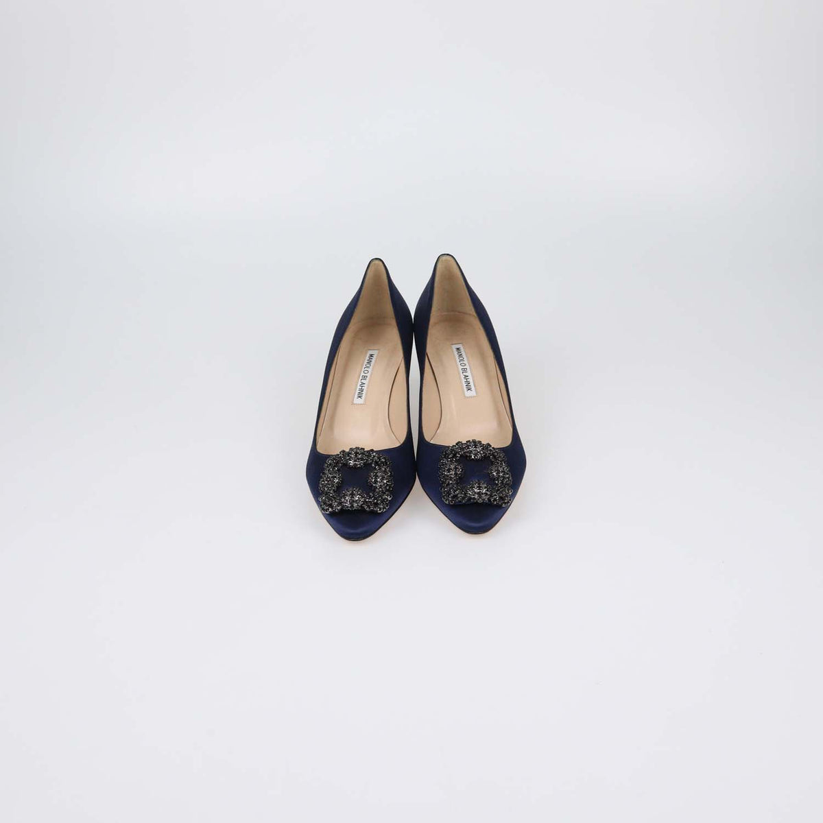 Manolo Blahnik Navy Blue Satin Hangisi Pumps