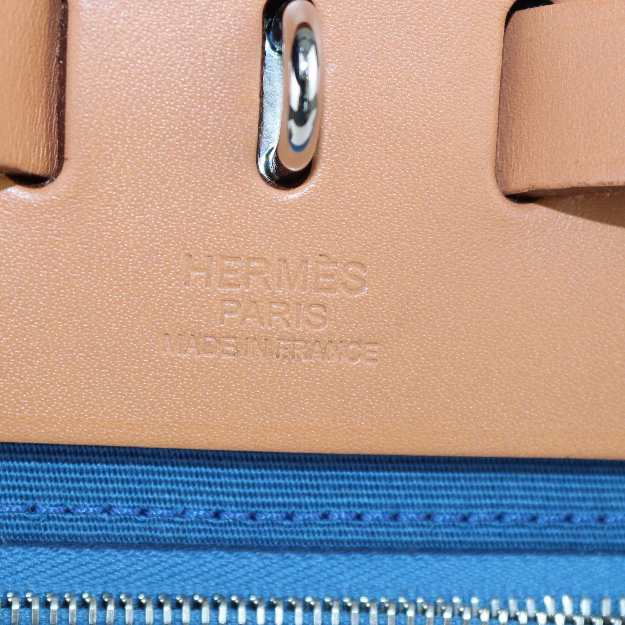 Hermes Blue Izmir/Natural Canvas and Leather Herbag Zip 31 Bag