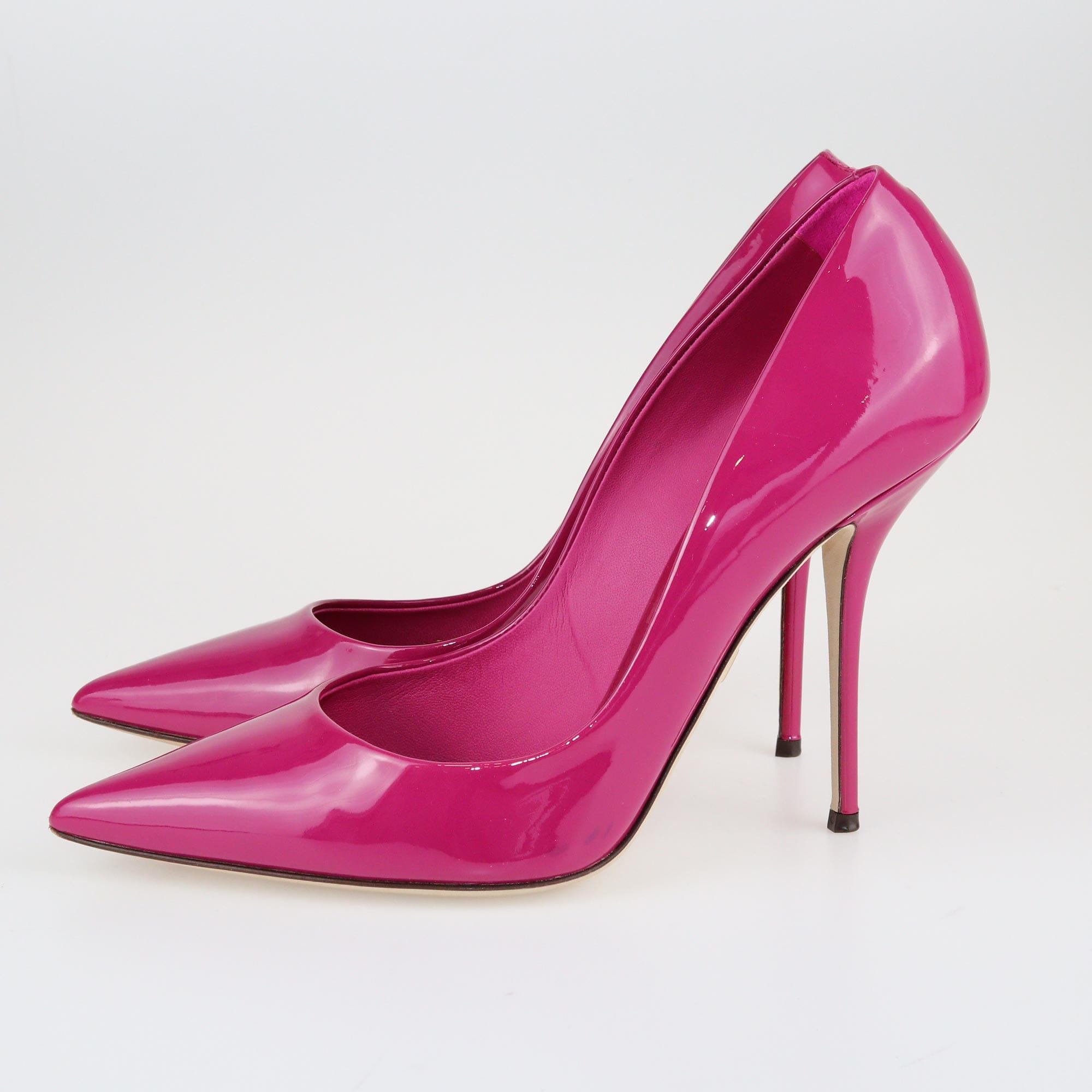 Fuchsia Pointed Toe Pumps Shoes Dolce and Gabbana