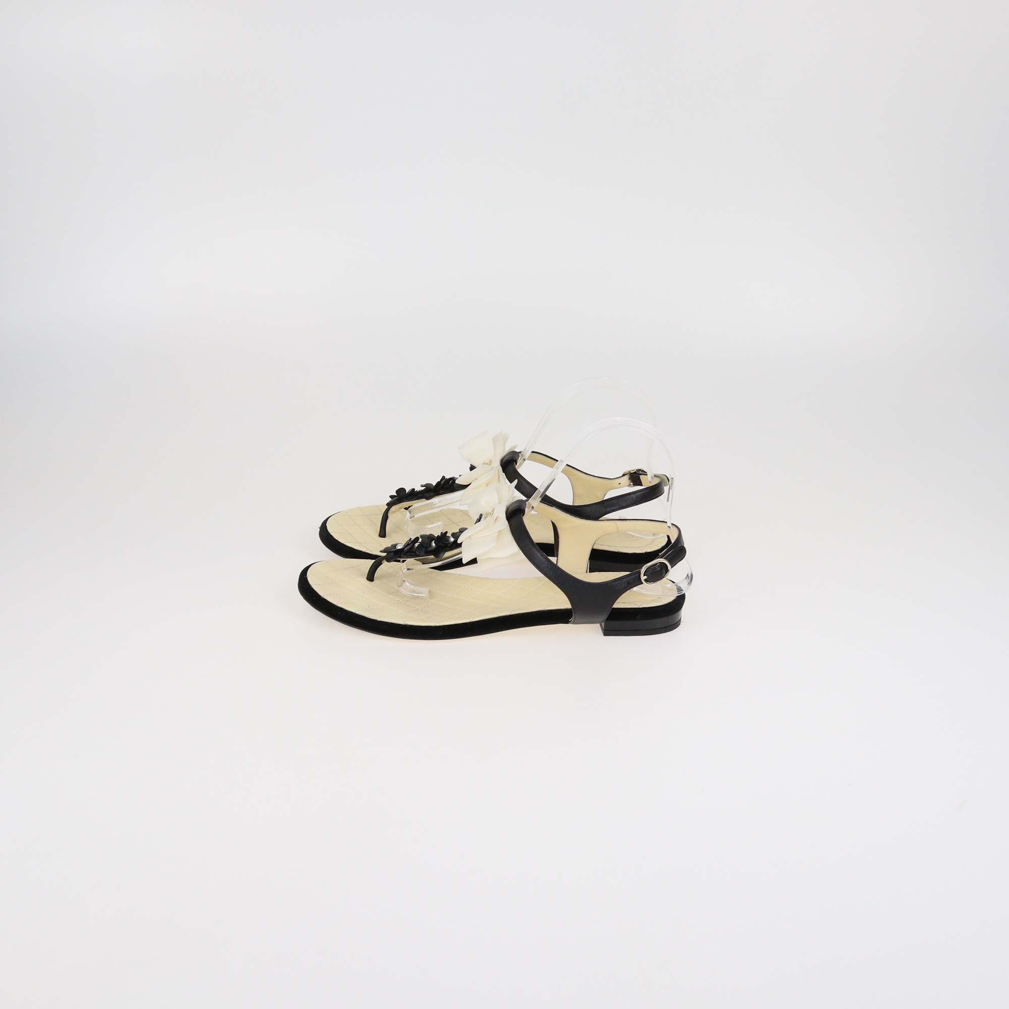 Chanel Black/Cream Leather Camellia Pearl Bow Thong Flats