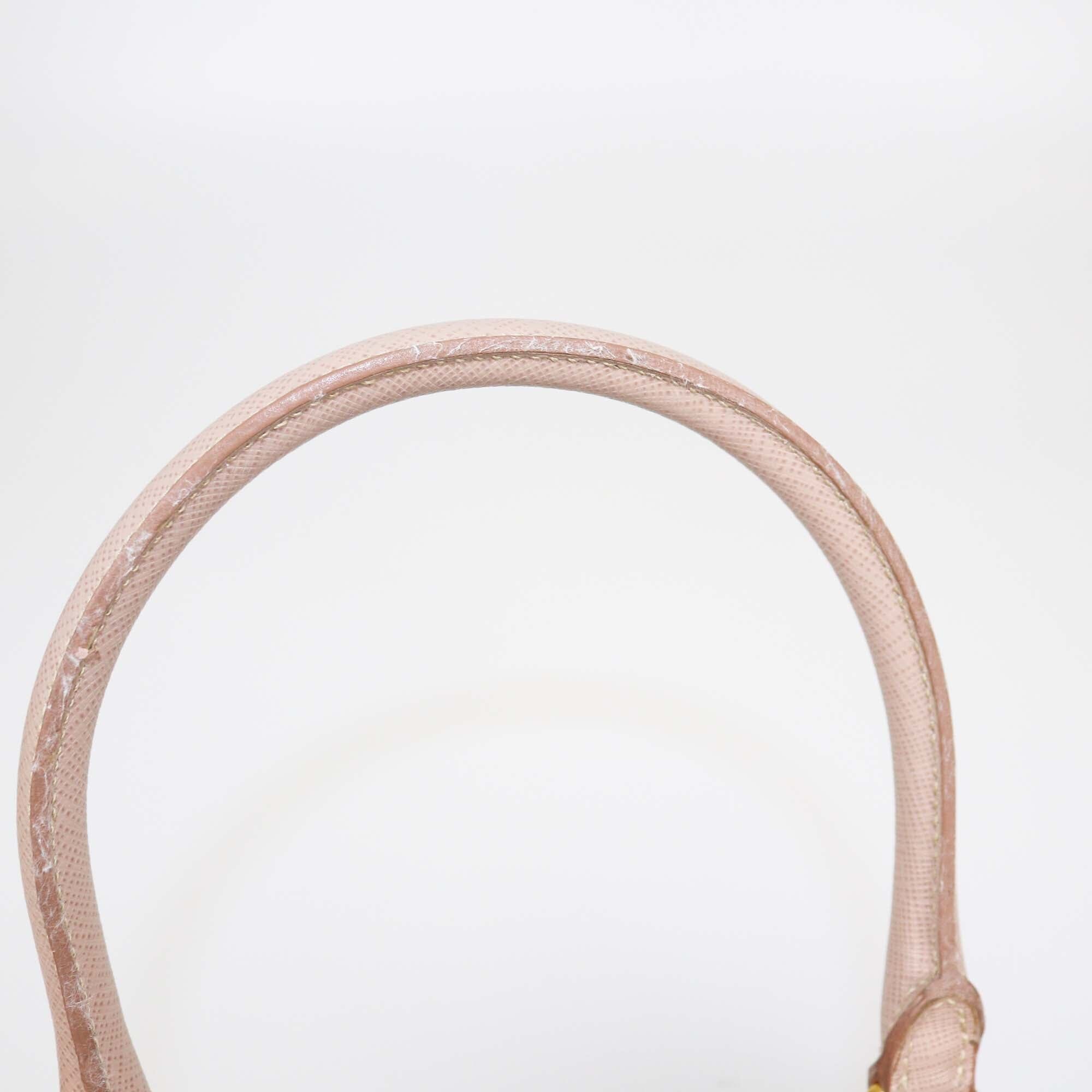 Prada Beige Saffiano Lux Old Medium Galleria Tote Womens Prada