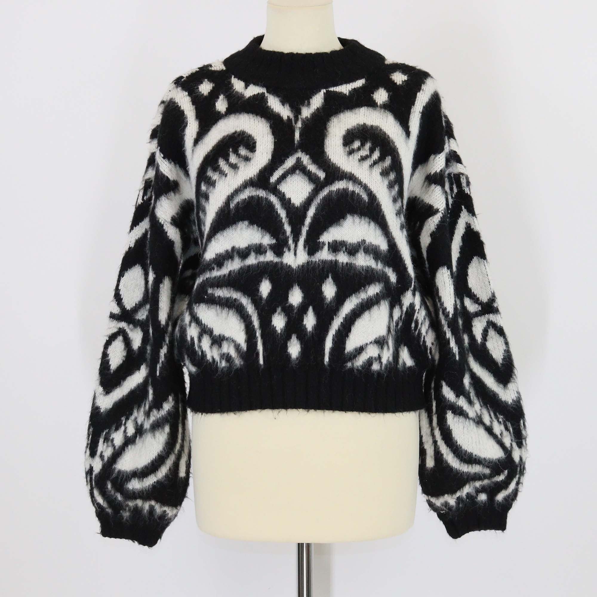 Farm Rio Black/White Pineapple Lkat Jacquard Knit Sweater