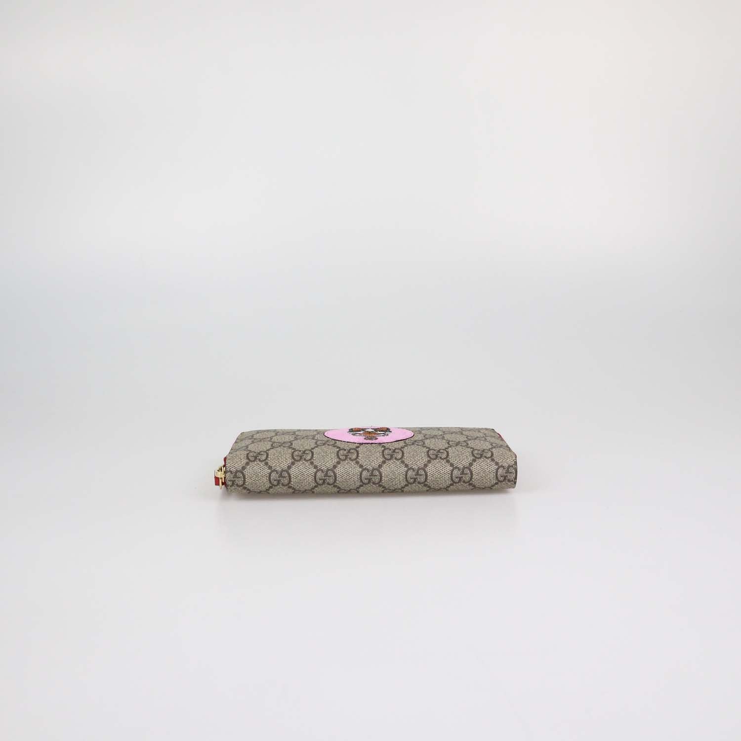 Gucci Beige GG Supreme Canvas Limited Edition Bosco Patch Zip Around Wallet