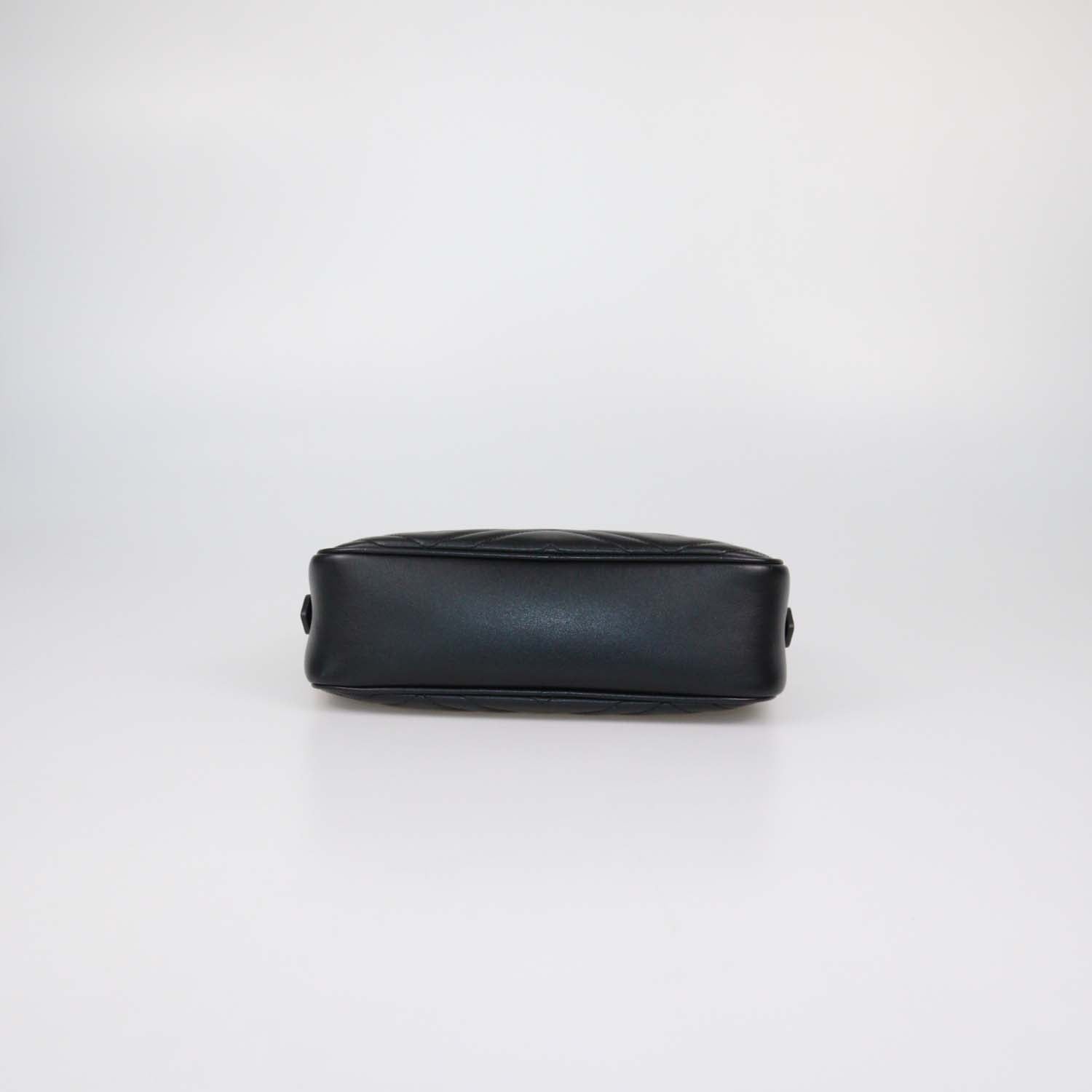 Gucci Black Matelasse Leather Small GG Marmont Camera Bag