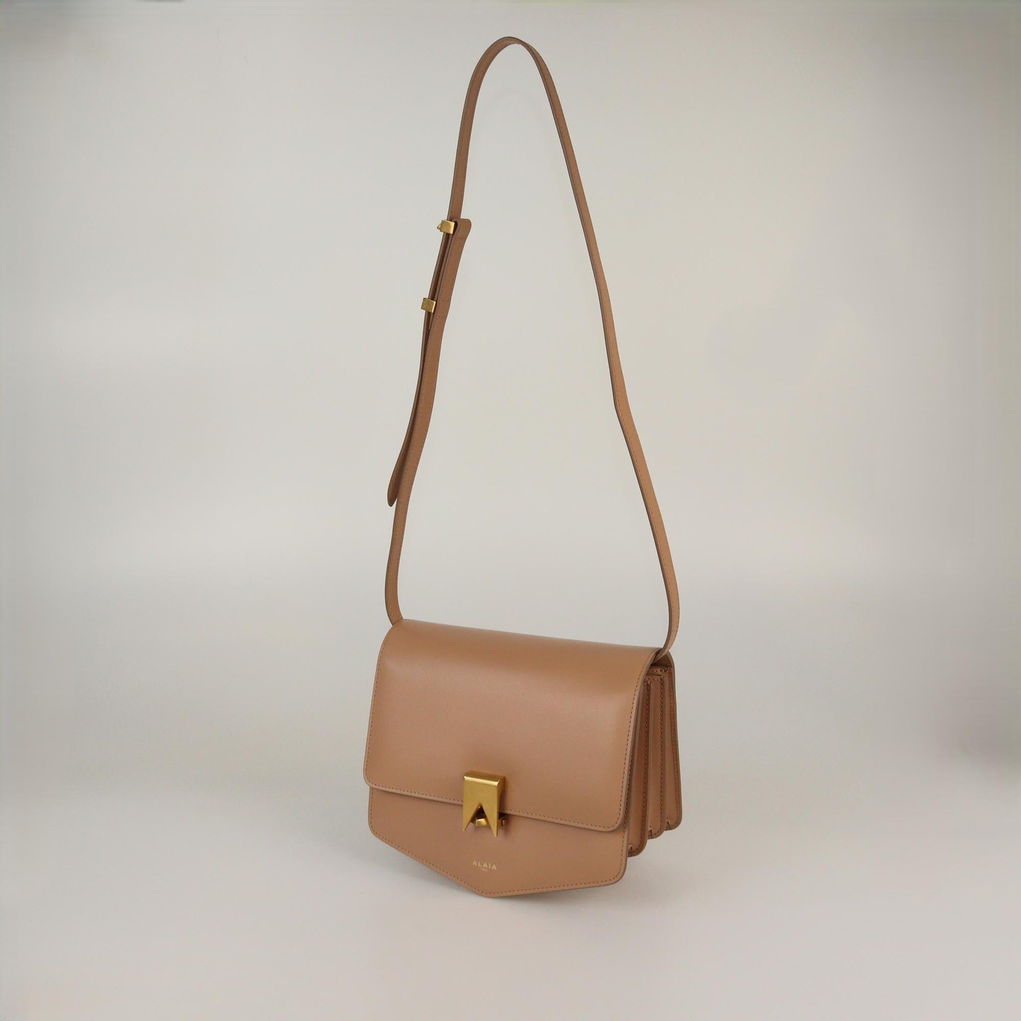 Alaia Beige Large Le Papa Shoulder Bag Womens Alaia