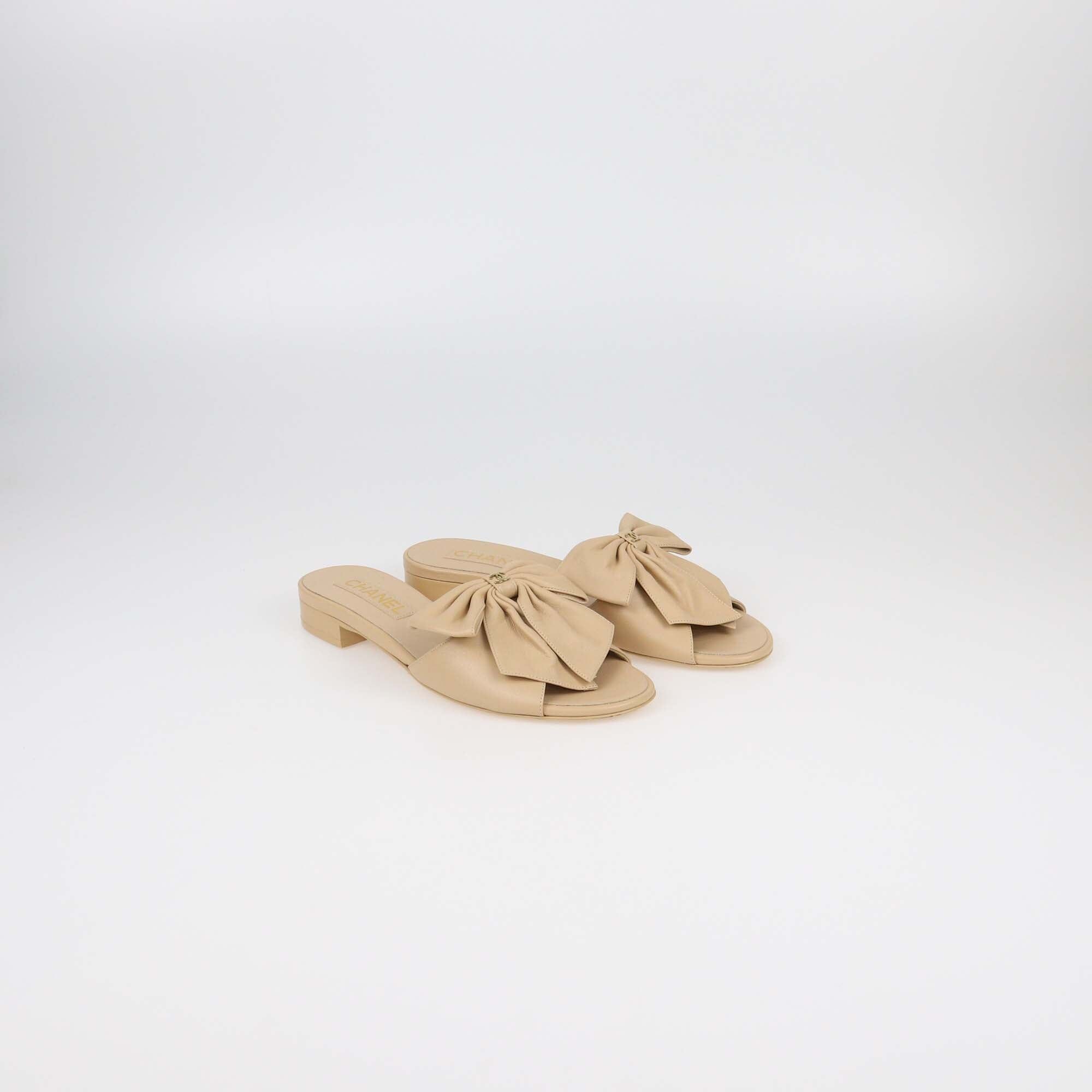 Chanel Beige Bow CC Slide Sandals Womens Chanel