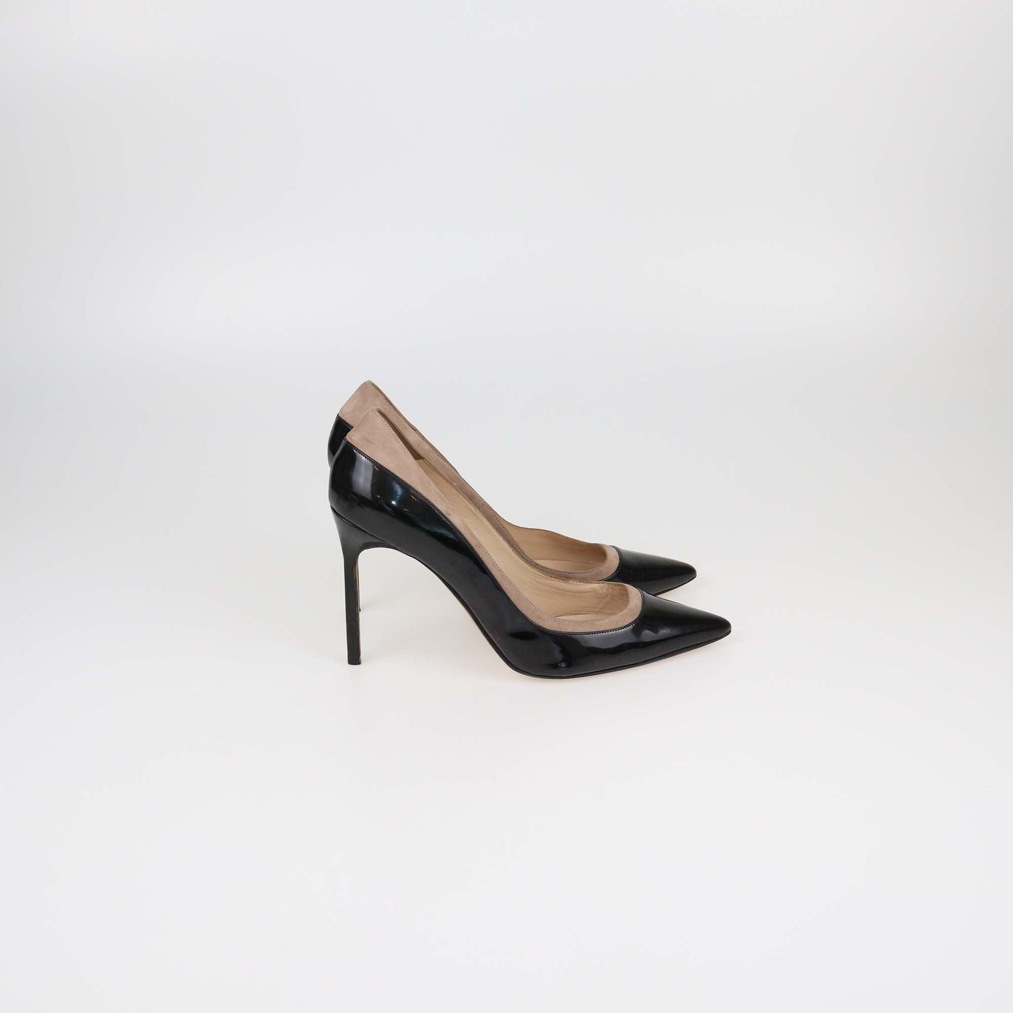 Manolo Blahnik Black/Beige Patent Pointed Toe Pumps Womens Manolo Blahnik
