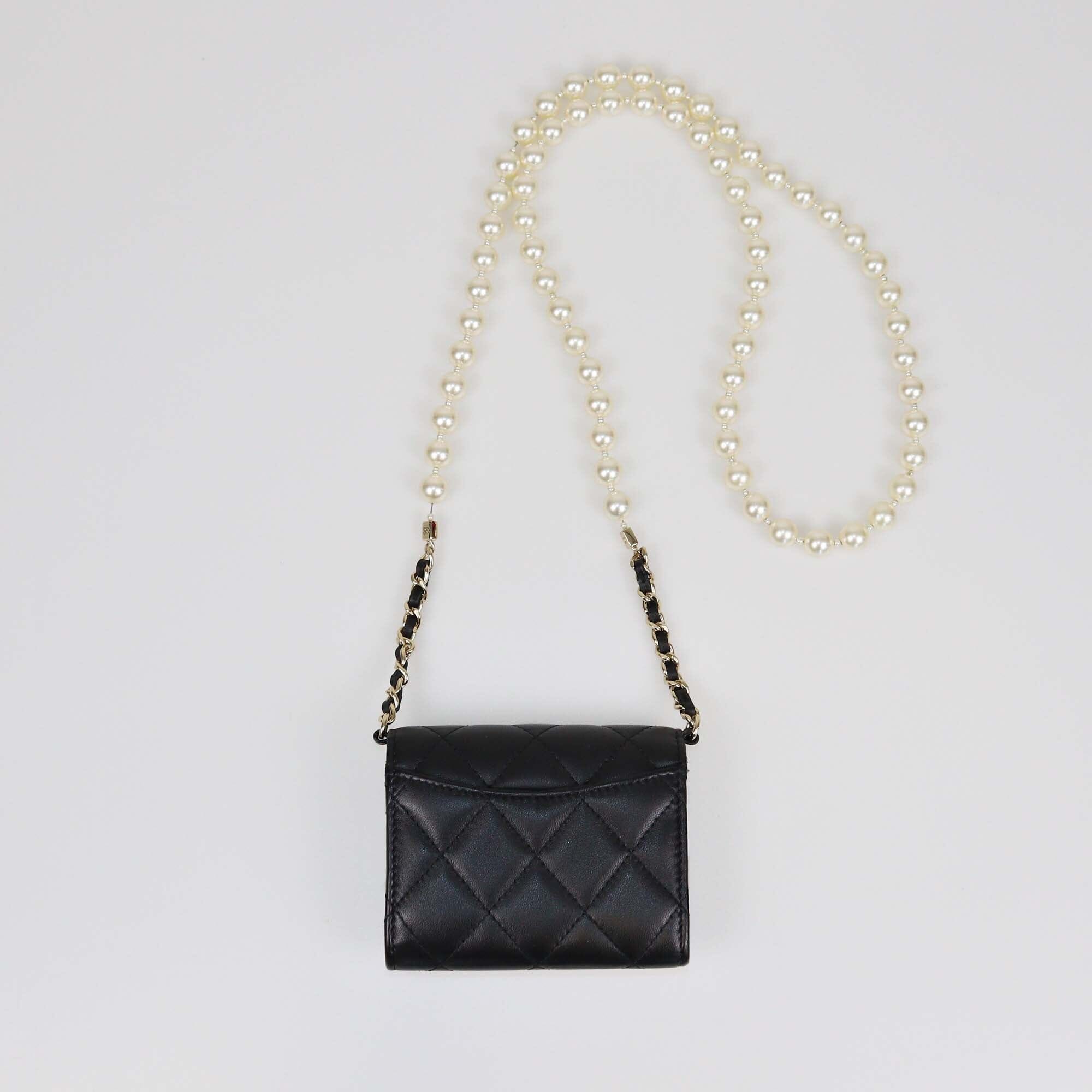 Chanel Black Quilted Pearl Strap Card Holder Wallet Womens Chanel