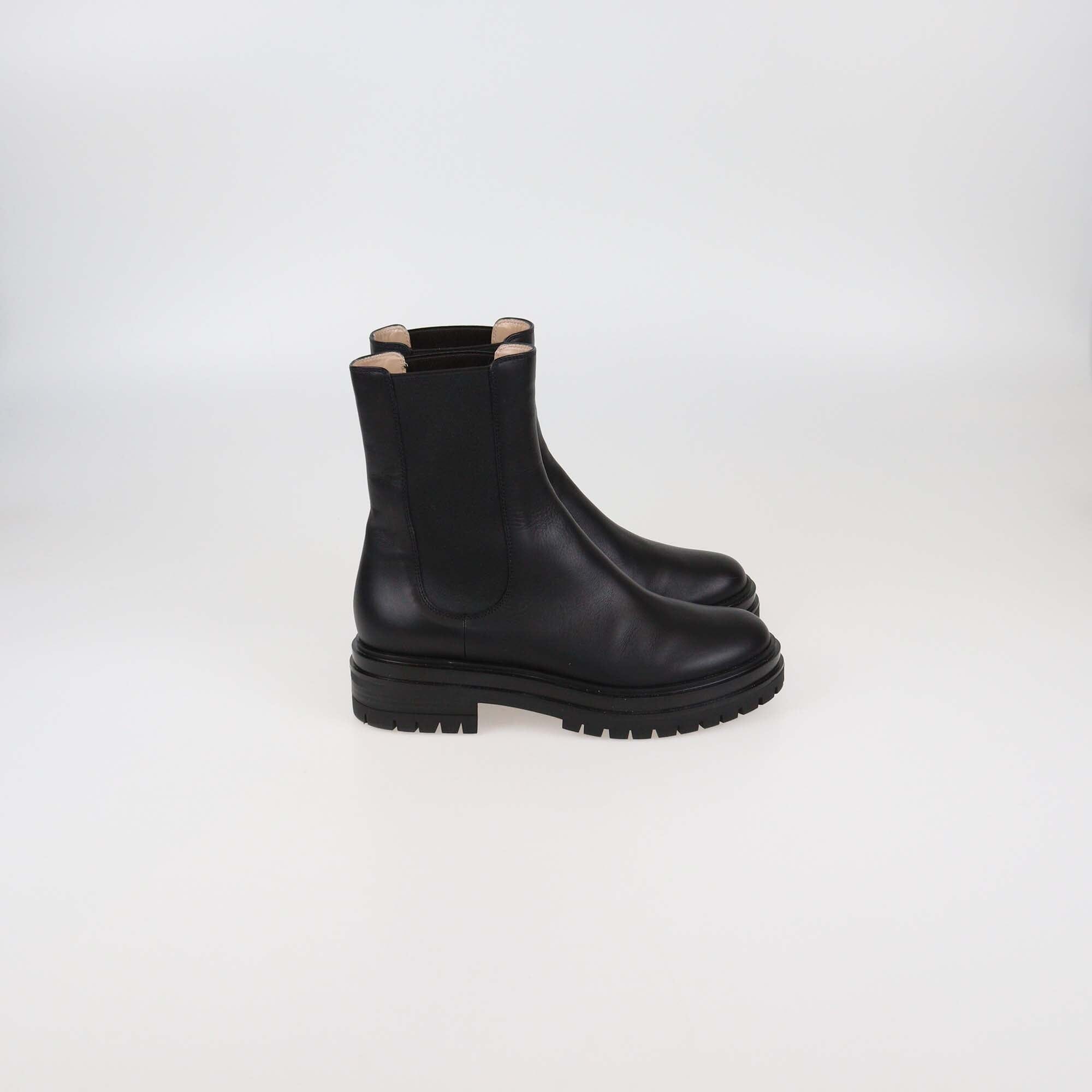 Gianvito Rossi Black Leather Chelsea Ankle Boots Womens Gianvito Rossi