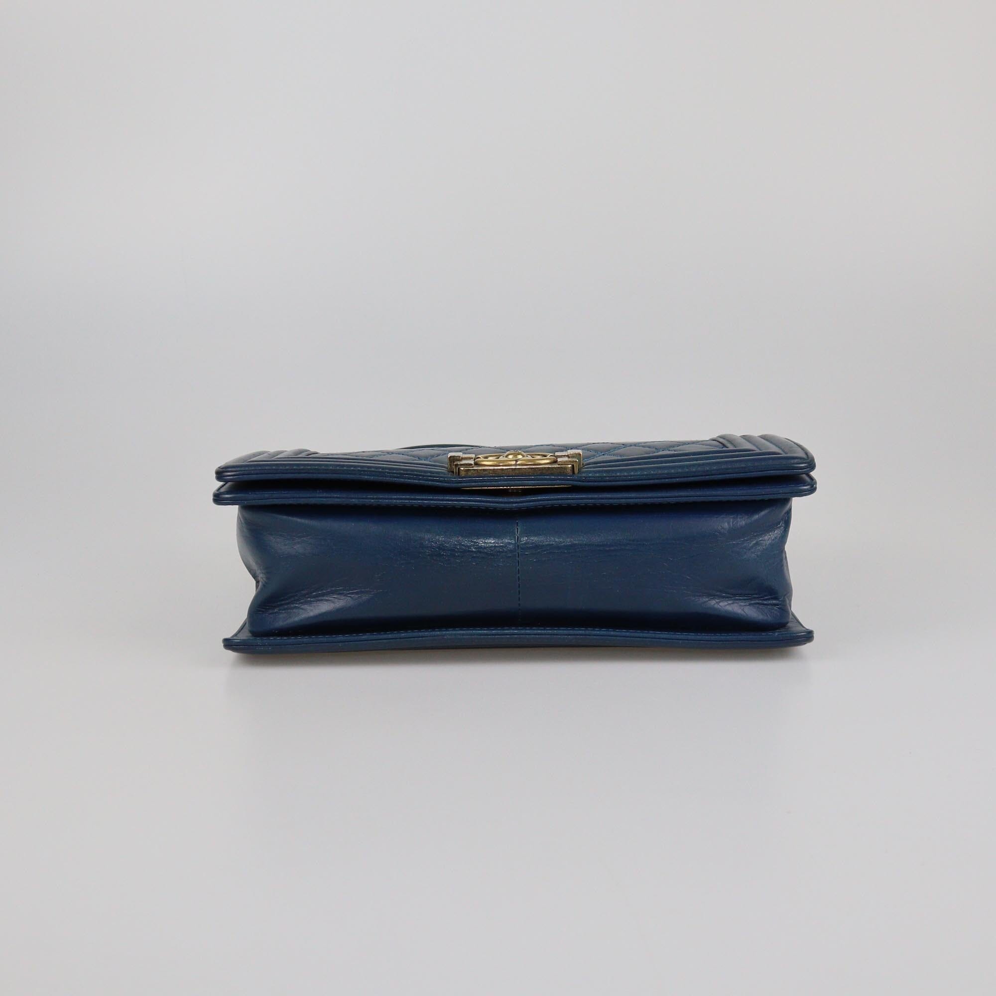 Chane Blue Quilted Medium Boy Flap Bag Womens Chanel