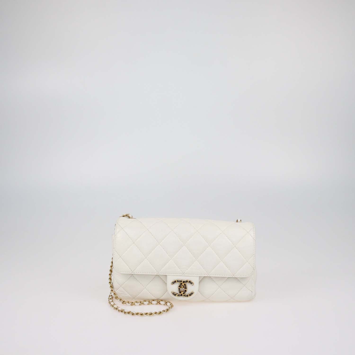Chanel White Quilted Aged Leather Accordion Flap Shoulder Bag