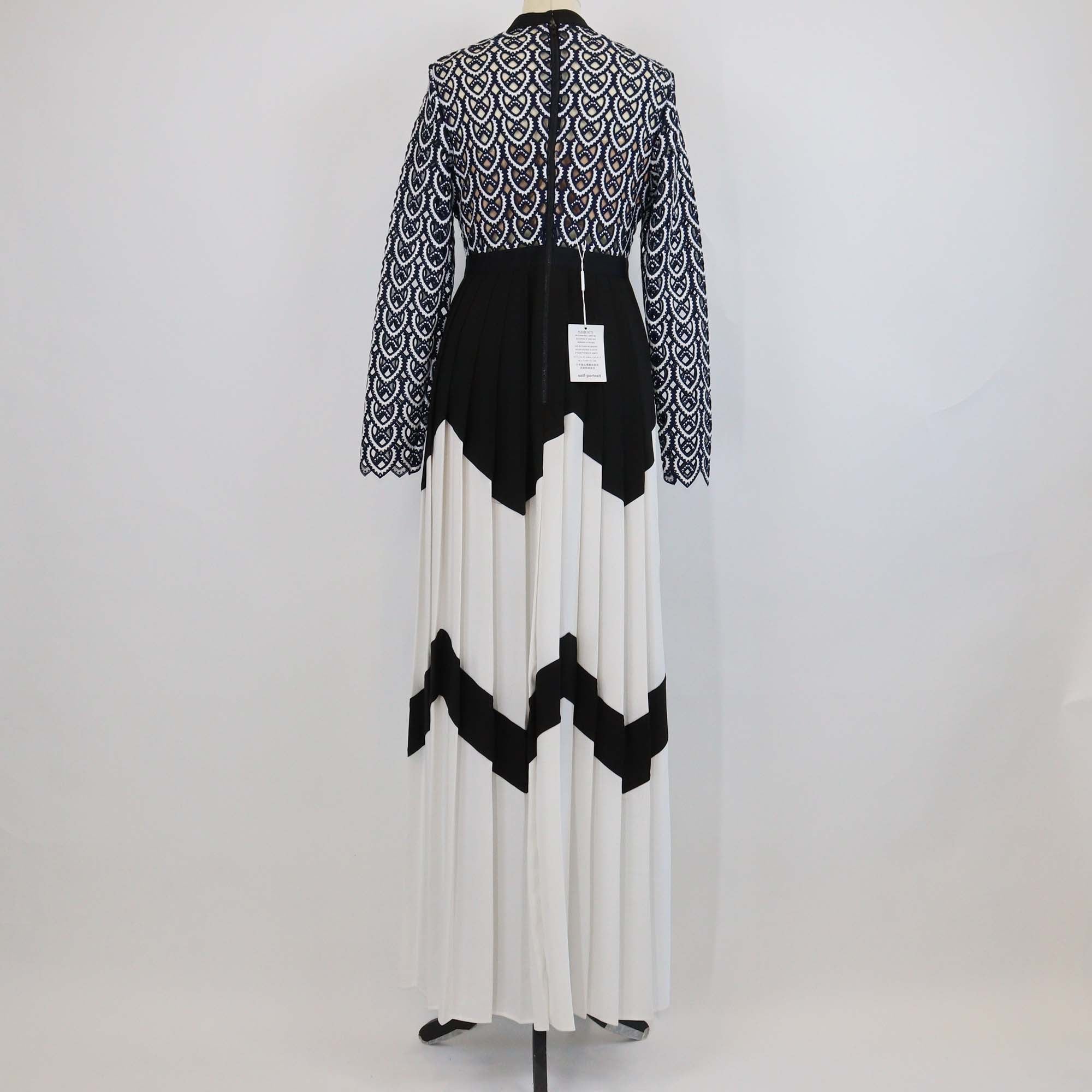 Self-Portrait Tricolor Sweetheart Crochet Crepe Maxi Dress