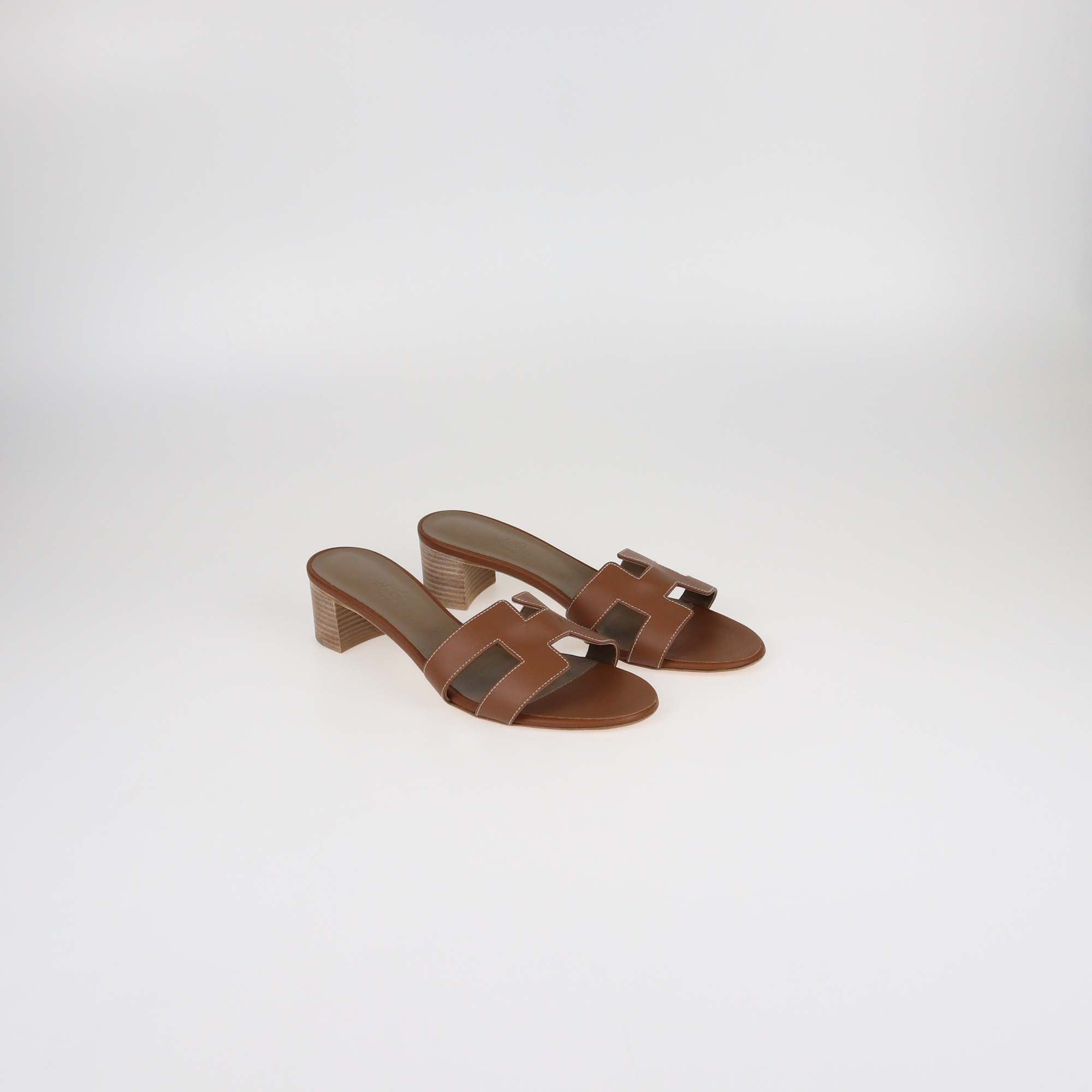 Hermes Gold Leather Oasis Sandals
