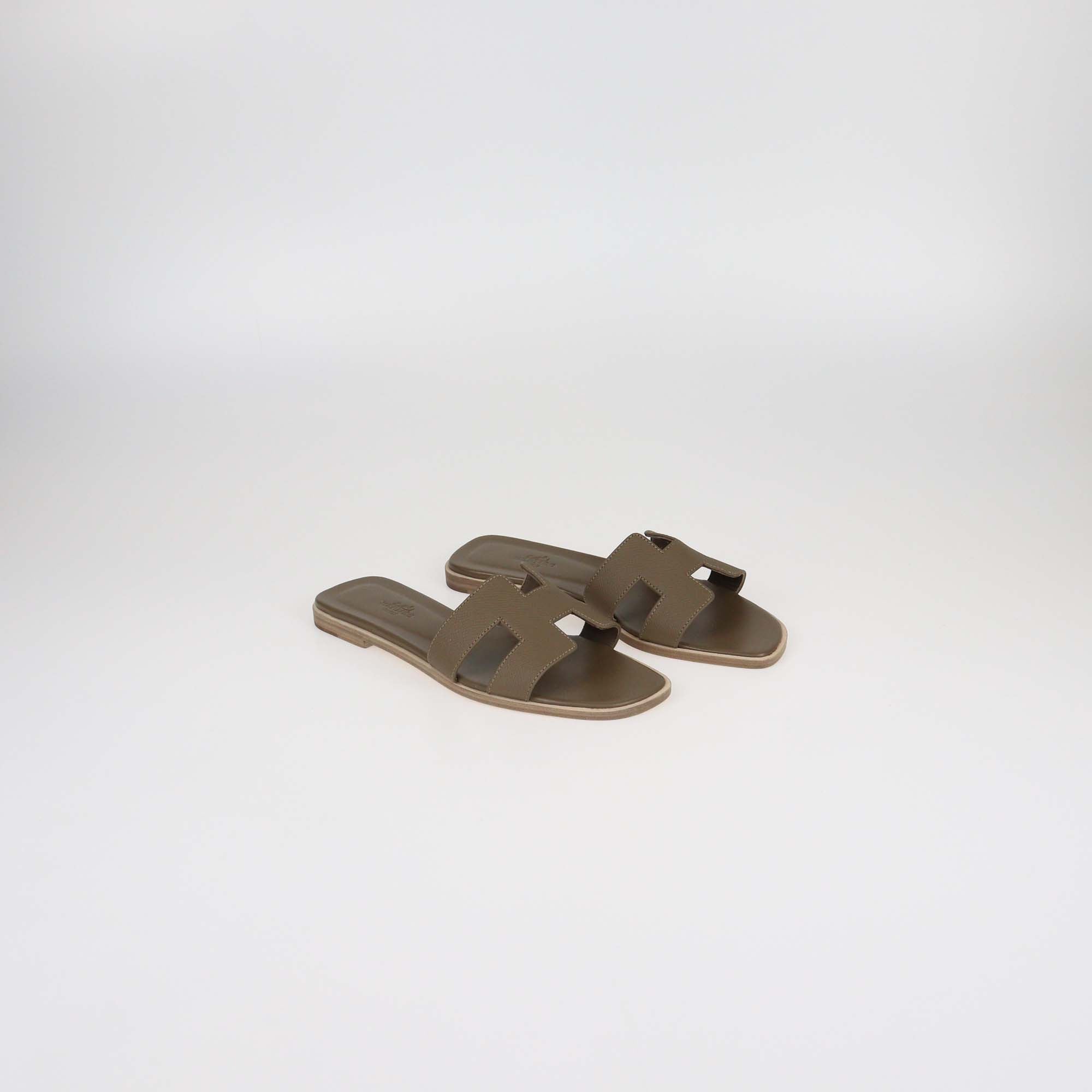 Hermes Etoupe Epsom Leather Oran Sandals