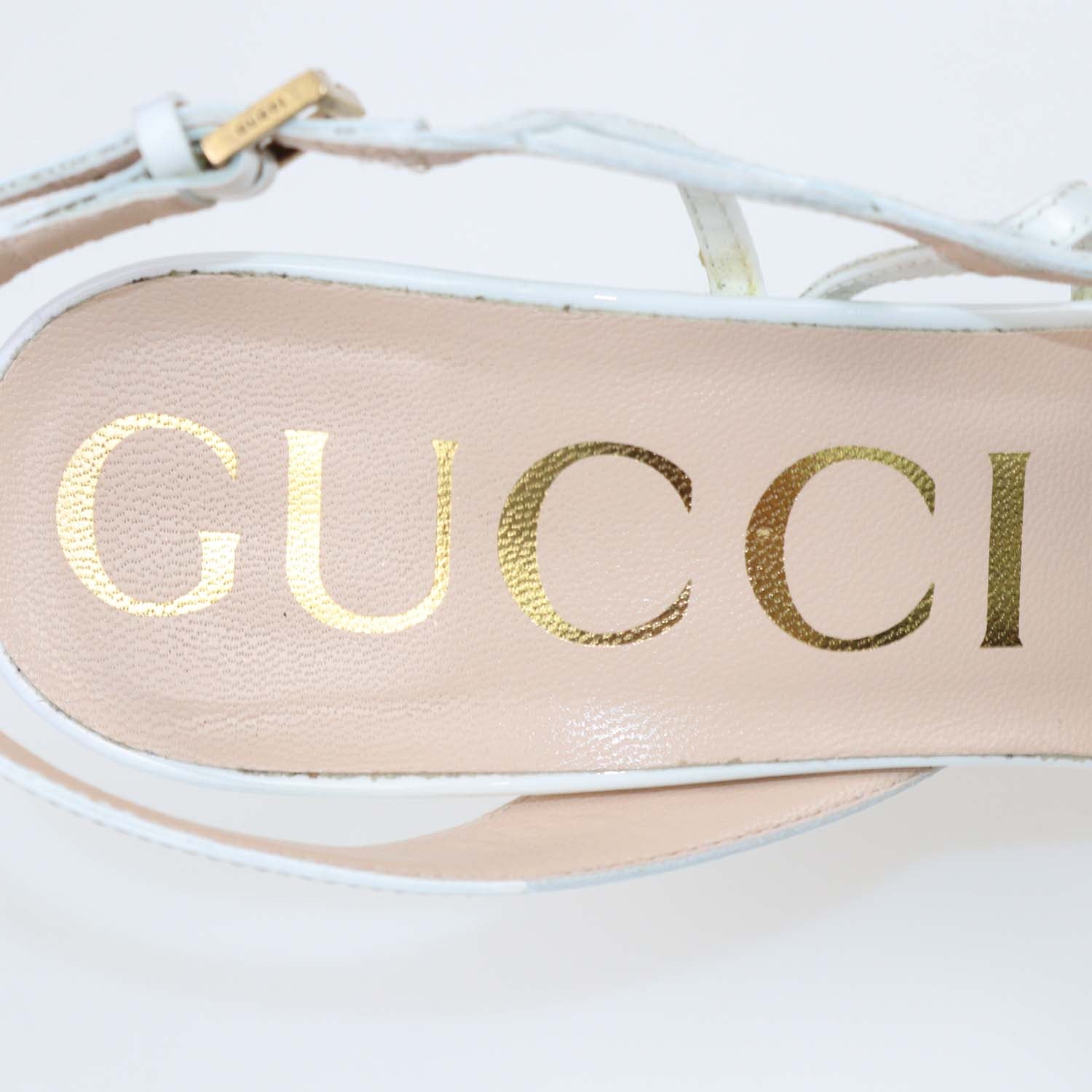 Gucci White Patent Leather Cutout Detailed Slingback Sandals