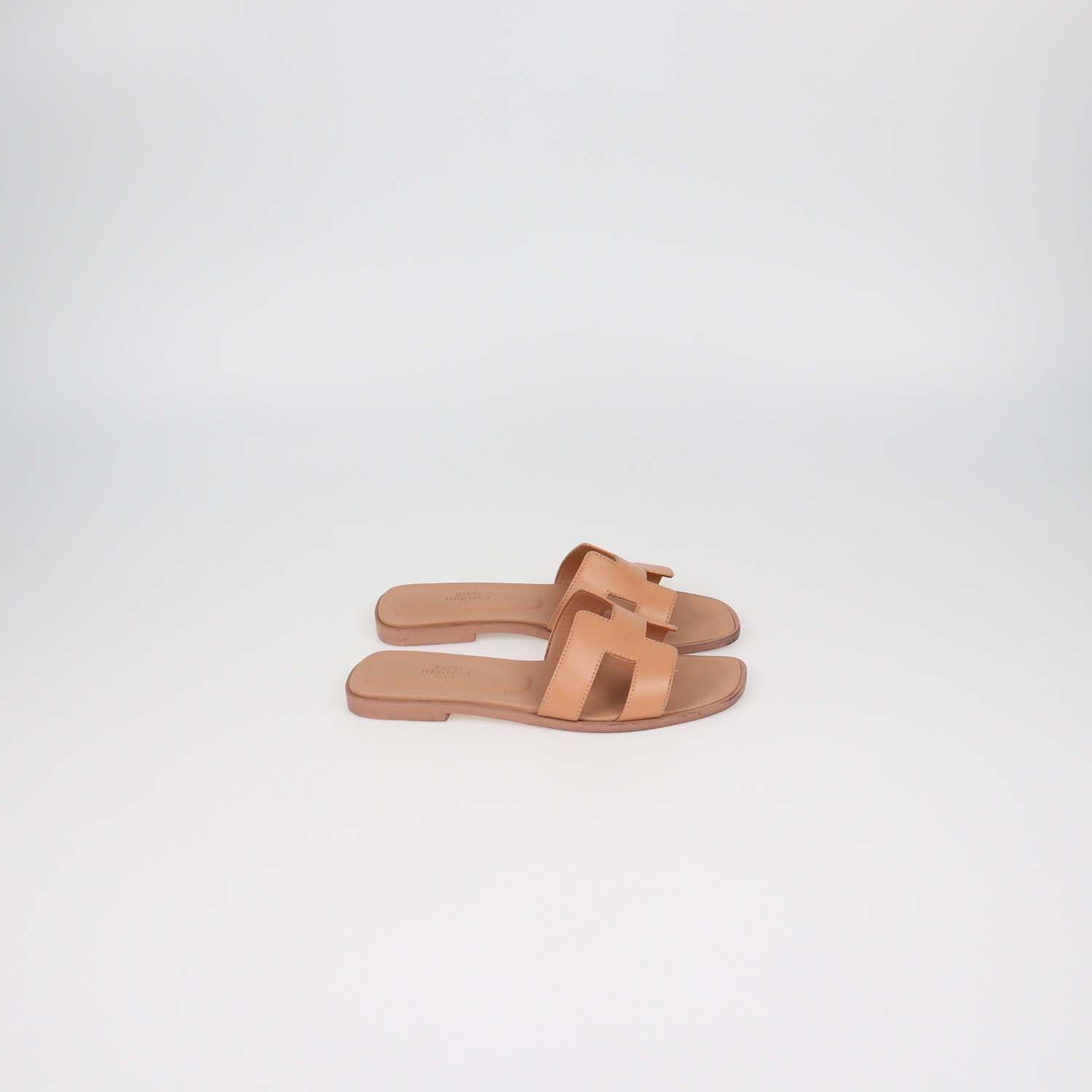 Hermes Peach Leather Oran Sandals