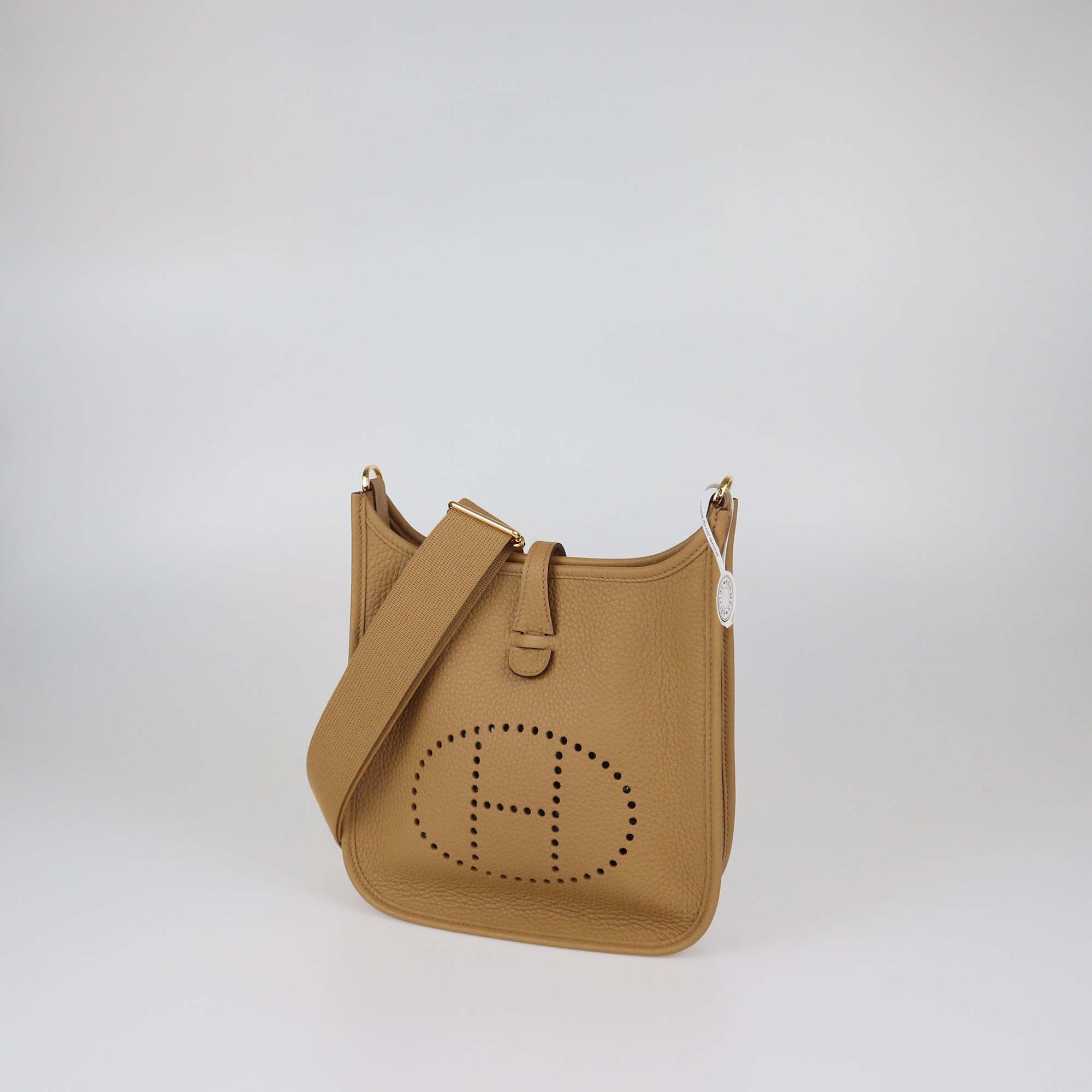Hermes Biscuit Clemence Leather Evelyne 23 Poche III Bag