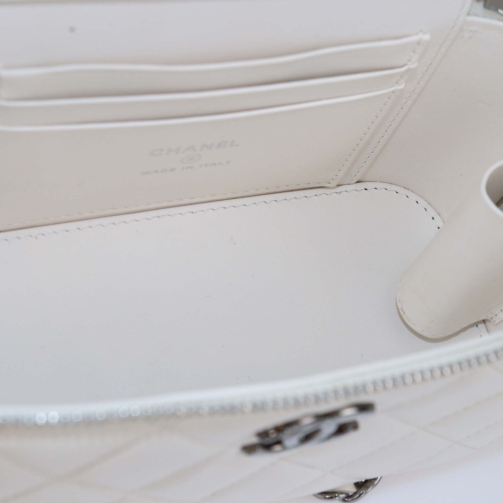 Chanel White Quilted Leather Pick Me Up Vanity Case Womens Chanel 