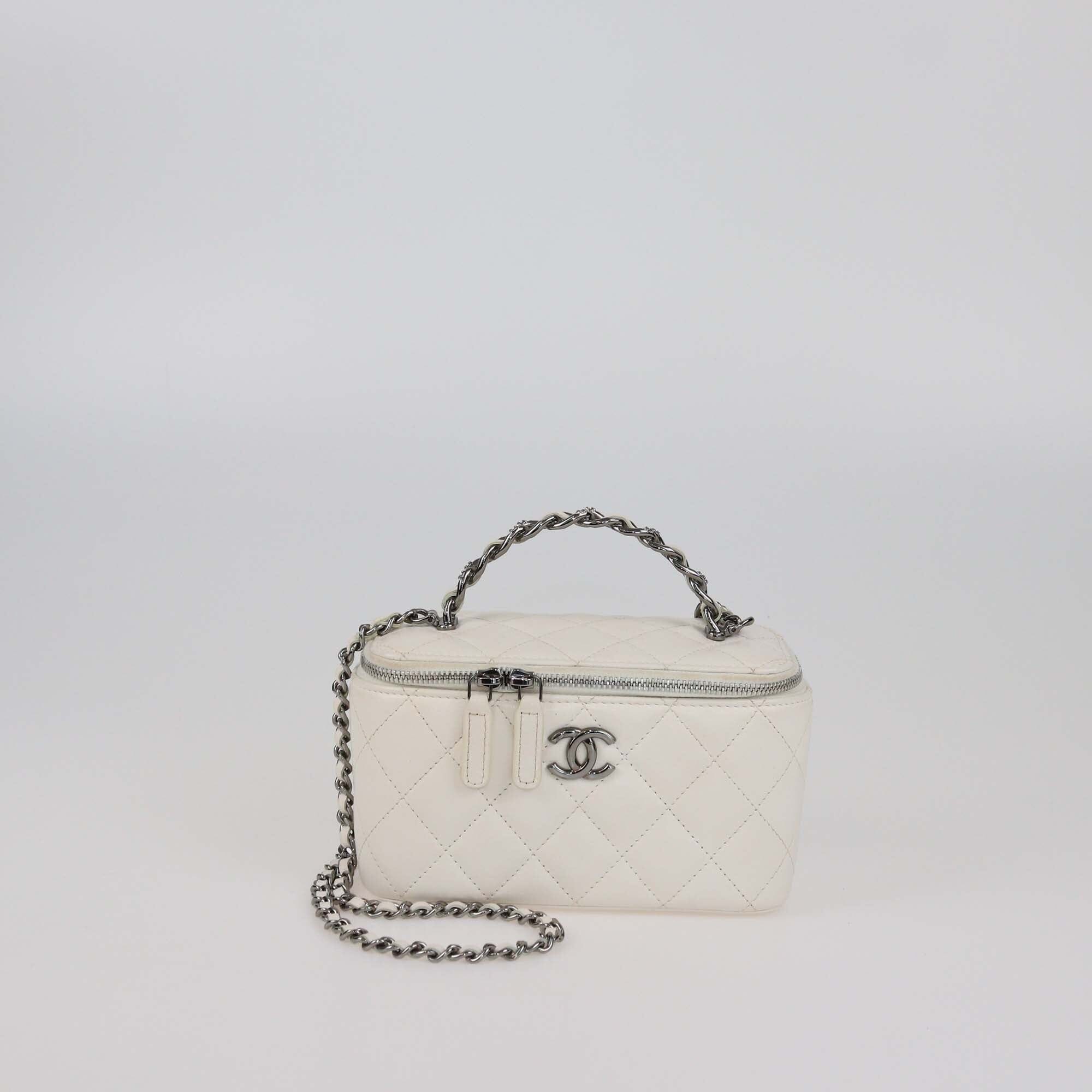 Chanel White Quilted Leather Pick Me Up Vanity Case Womens Chanel 
