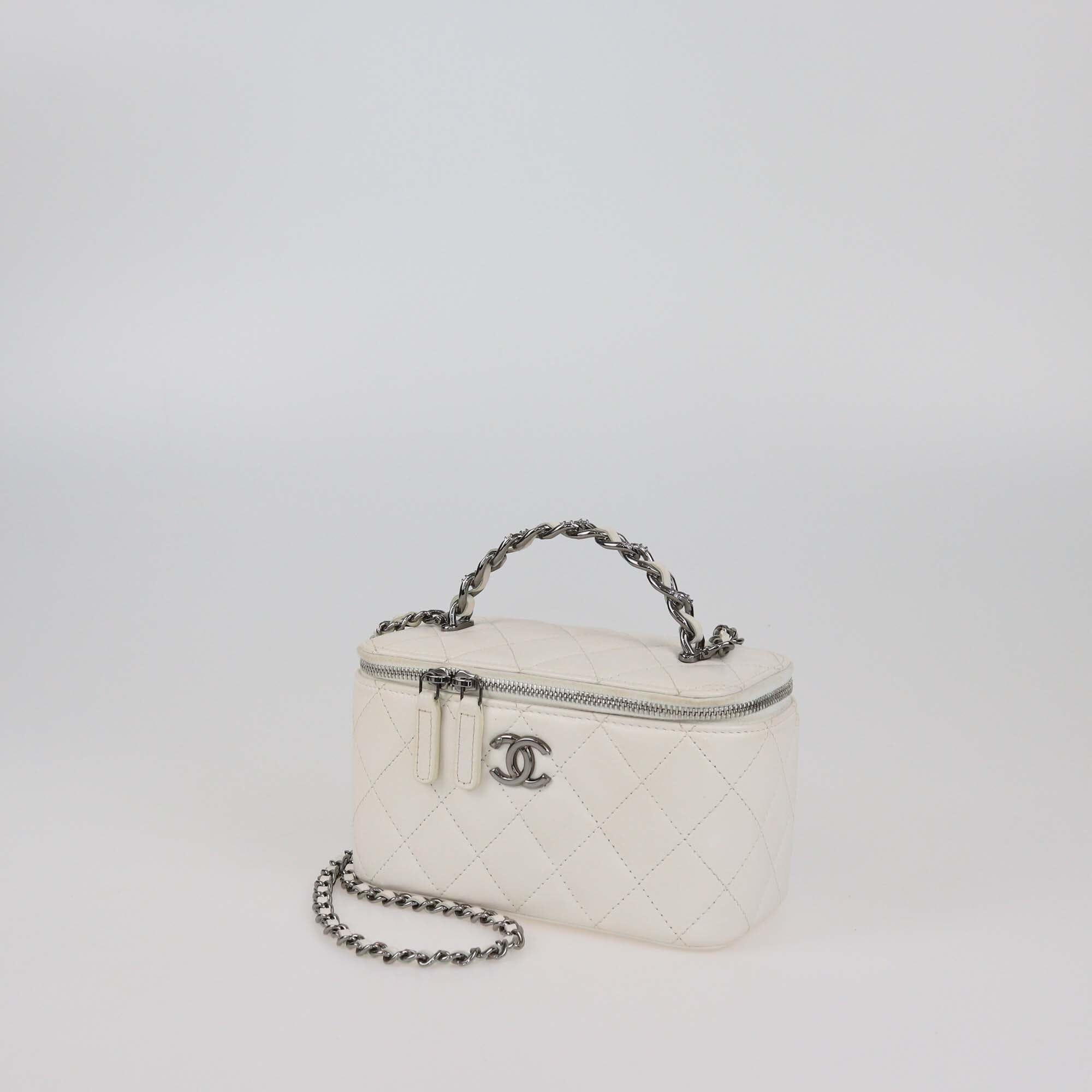 Chanel White Quilted Leather Pick Me Up Vanity Case Womens Chanel 
