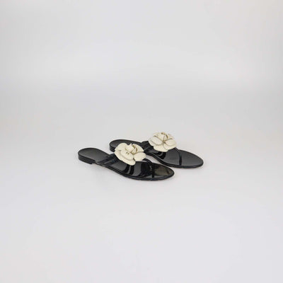 Chanel Black/Off White Rubber Camellia Thong Sandals