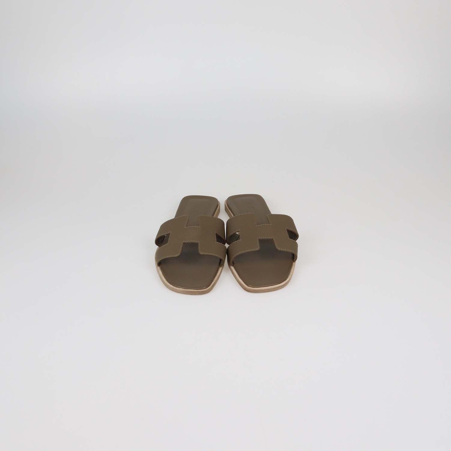 Hermes Etoupe Epsom Leather Oran Sandals