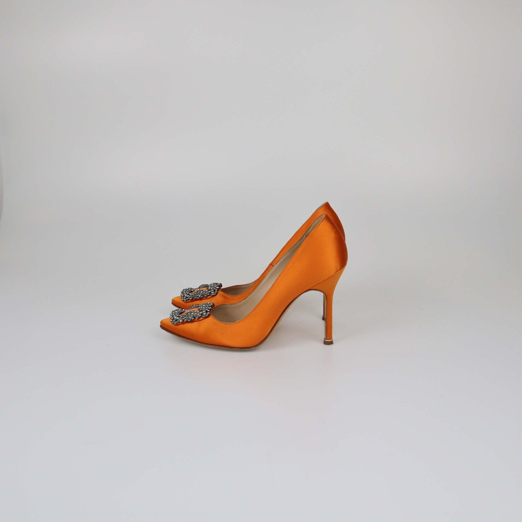 Manolo Blahnik Orange Hangisi Pumps Womens Manolo Blahnik 