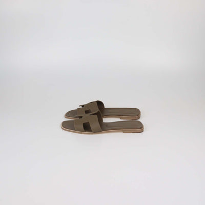 Hermes Etoupe Epsom Leather Oran Sandals