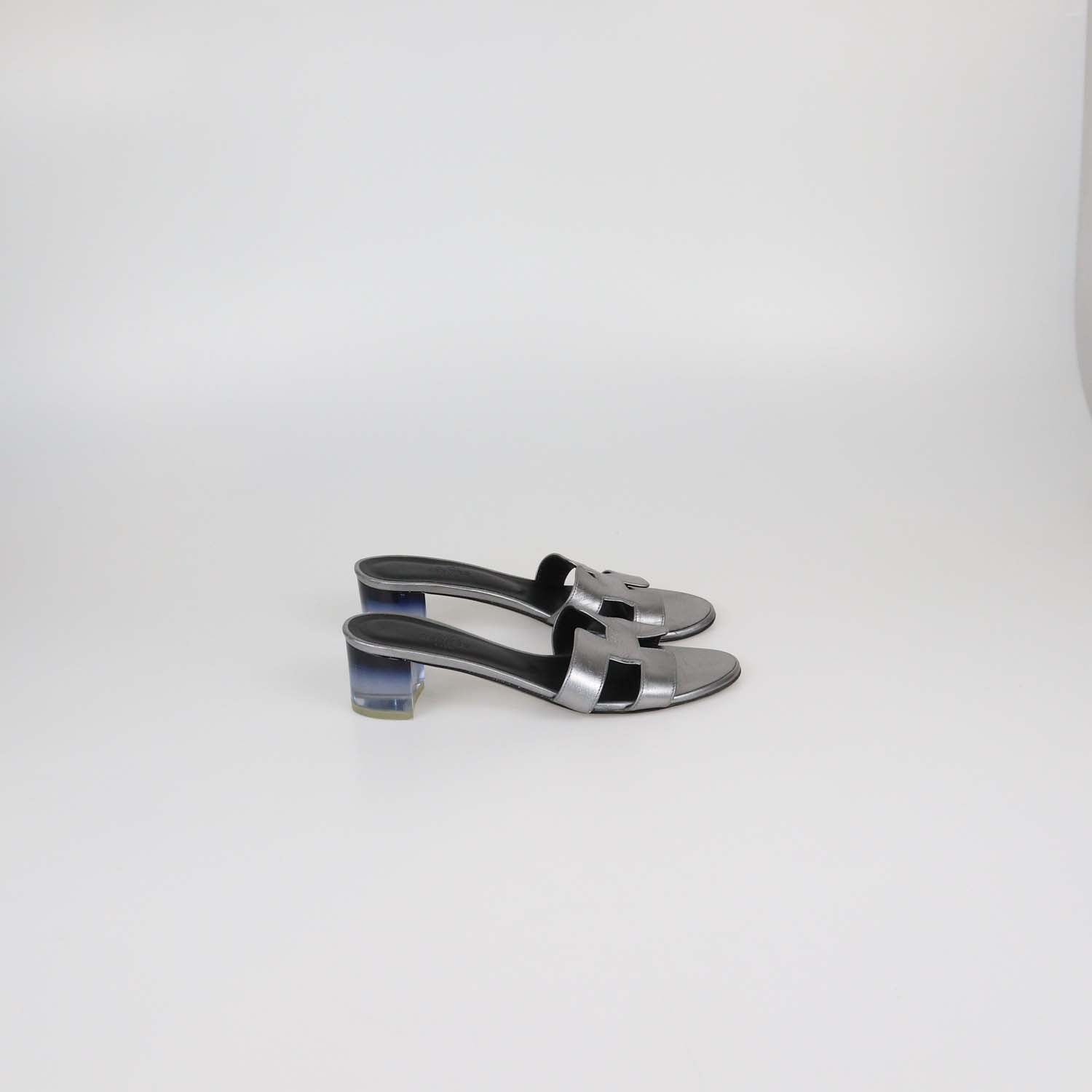 Hermes Gris/Argenté Vieilli Leather Oasis Sandals