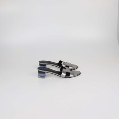 Hermes Gris/Argenté Vieilli Leather Oasis Sandals