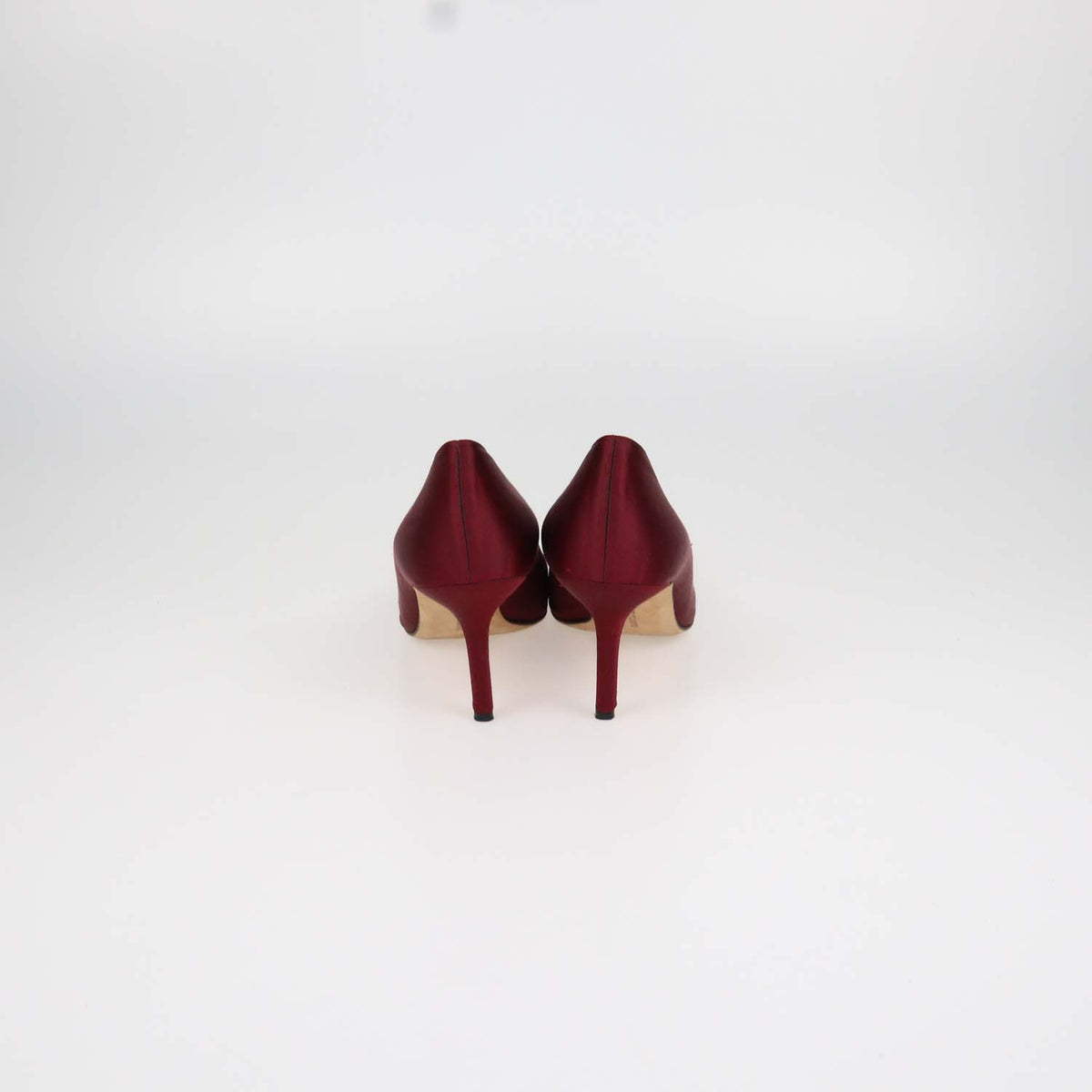 Manolo Blahnik Burgundy Satin Hangisi Pumps
